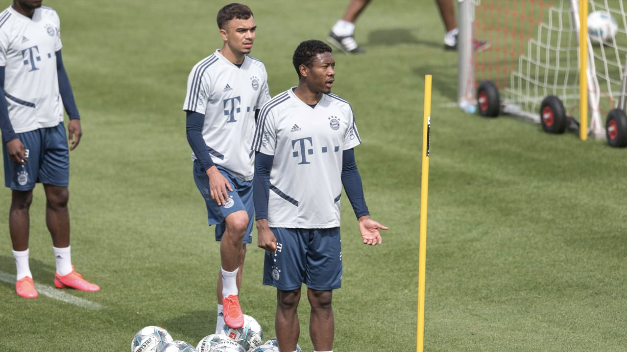 'Bundesliga-spelers twee weken in quarantaine voor herstart competitie'