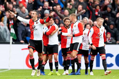 Feyenoord deelt dreun uit aan Ajax