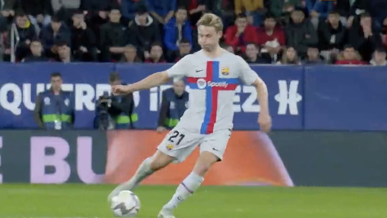 Barcelona wint dankzij een heerlijke assist van Frenkie de Jong