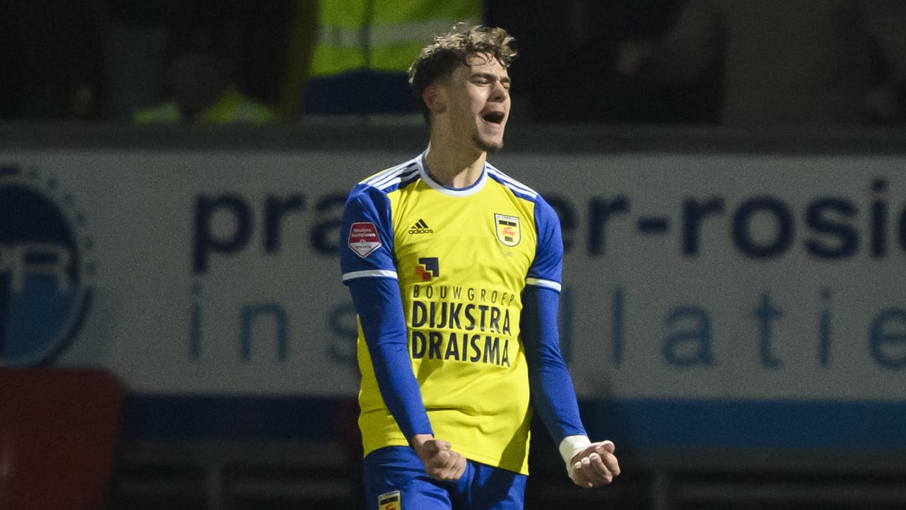 Cambuur ten koste van Vitesse naar halve finale KNVB-Beker