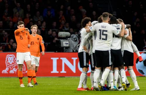 Oranje in slotfase onderuit tegen Duitsland