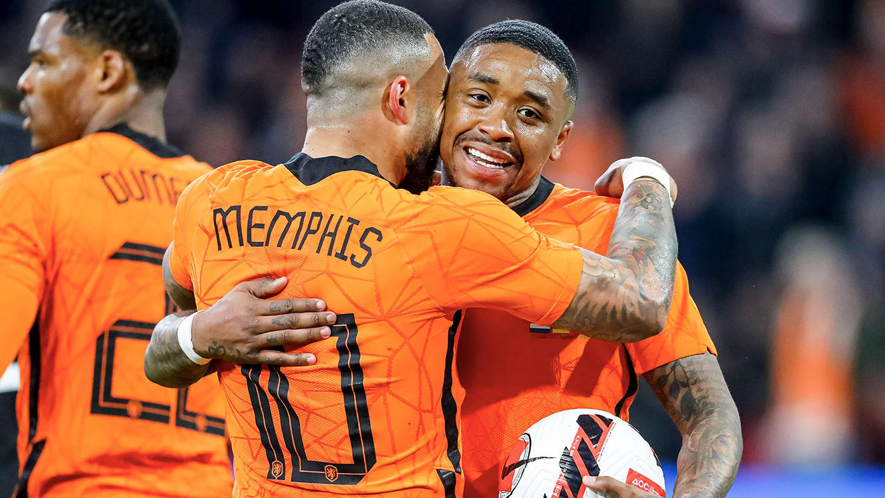 Bergwijn helpt Oranje in oefenwedstrijd naast Duitsland