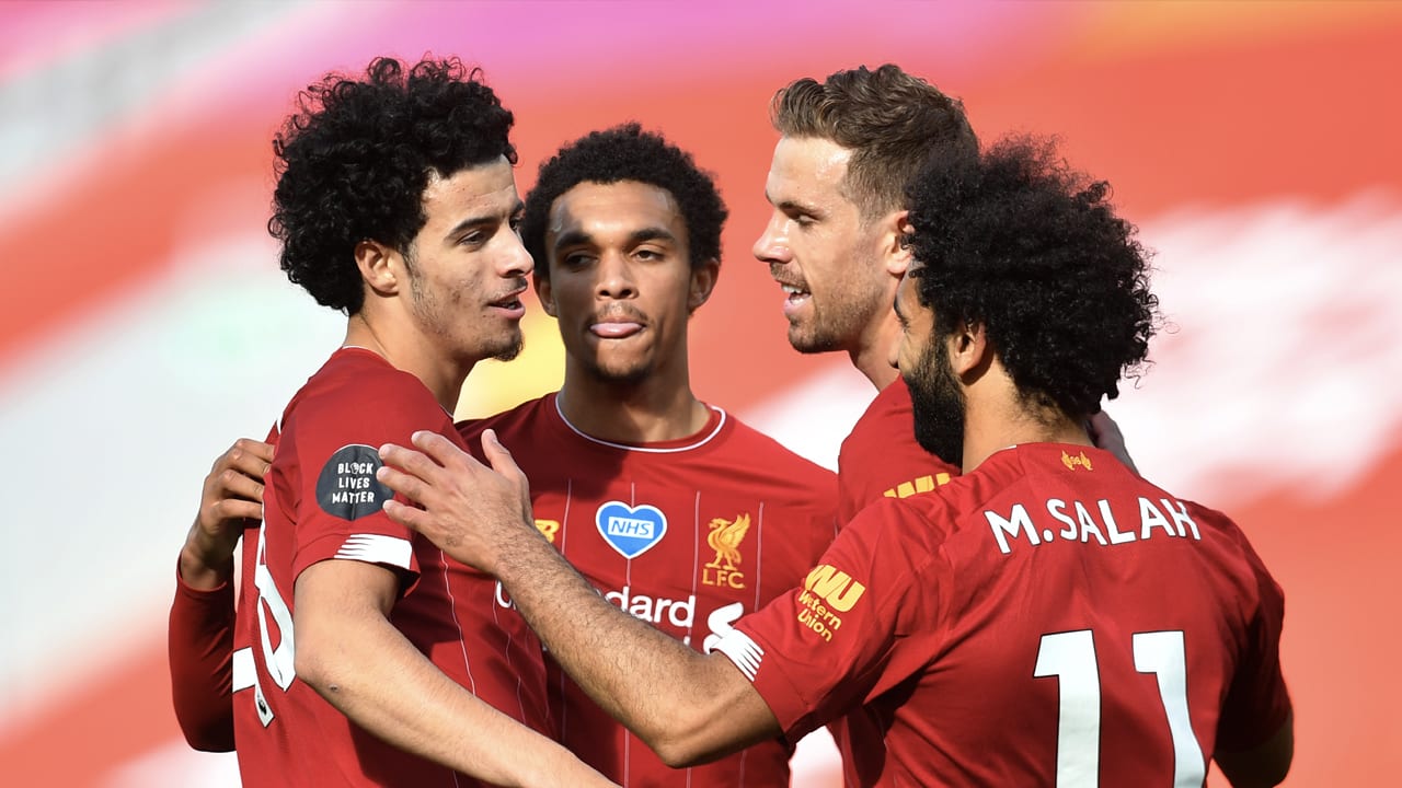 Liverpool met moeite langs Aston Villa
