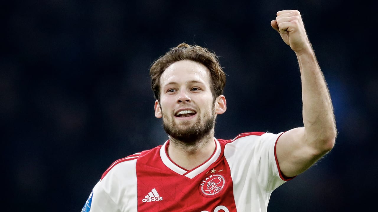 Blind aanvoerder van Ajax in oefenduel met Panathinaikos