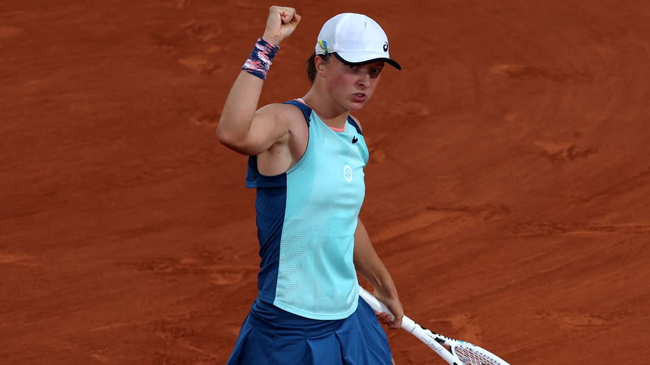 Tennister Swiatek wint 35ste wedstrijd op een rij en pakt Roland Garros-titel