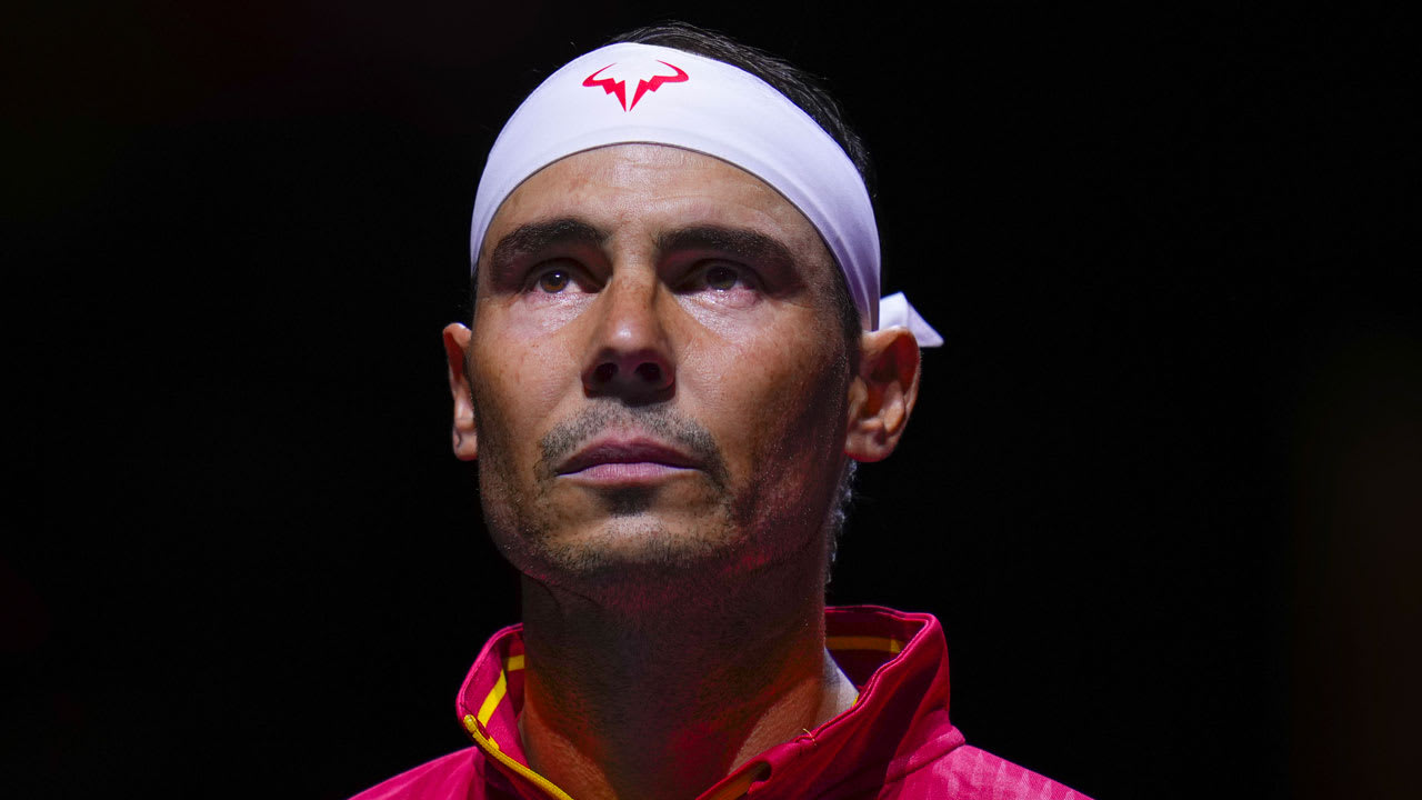 Video: Afzwaaiende Nadal emotioneel tijdens volkslied voor Davis Cup-duel Spanje-Nederland