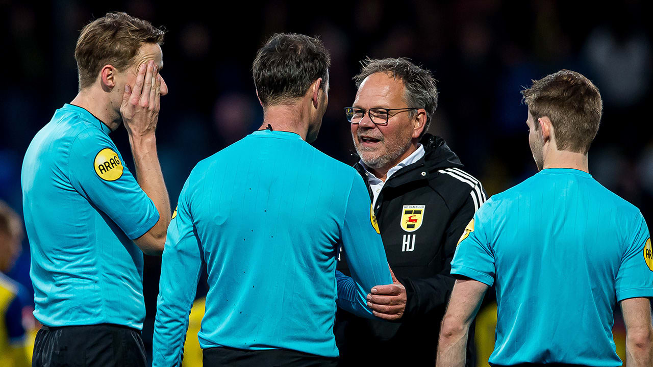 Bas Nijhuis deelt foto na afloop Cambuur - NAC: 'Mooi om Henk de Jong weer terug op het veld te zien'