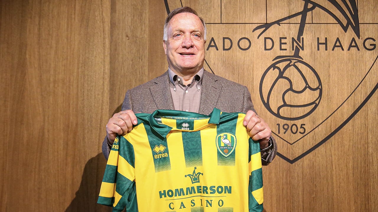 Dick Advocaat met ADO Den Haag door in de KNVB-beker