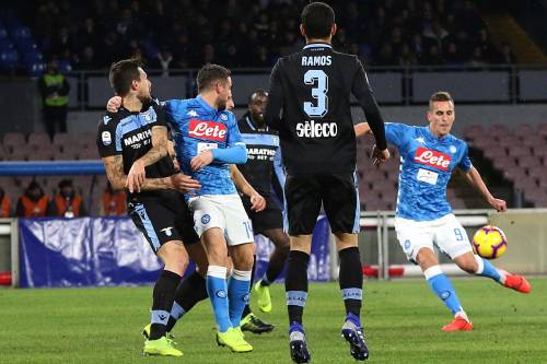 Napoli verslaat Lazio in Serie A