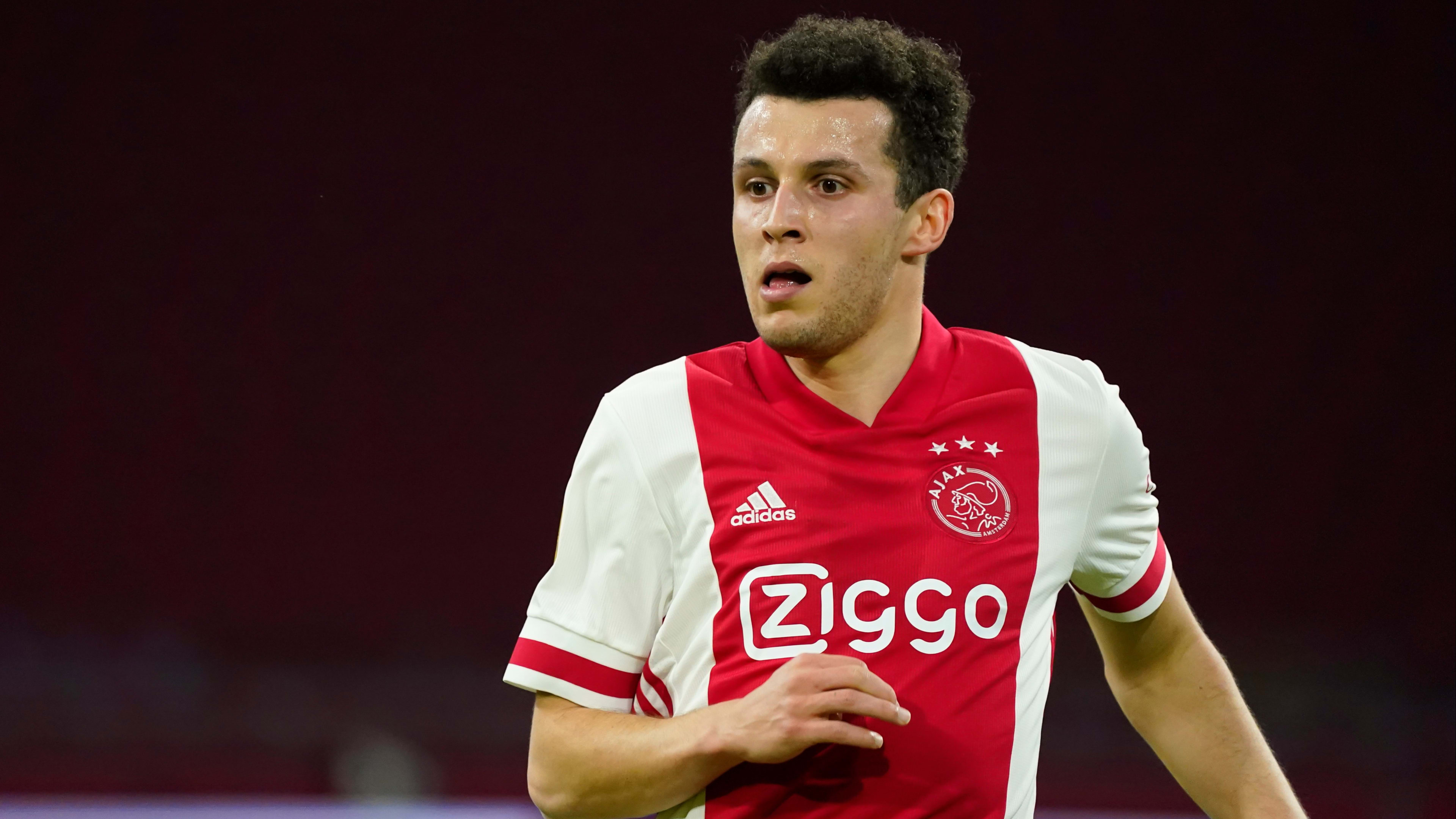 Idrissi: 'Ik kan nu kampioen worden, de beker winnen en misschien Europees succes vieren' 