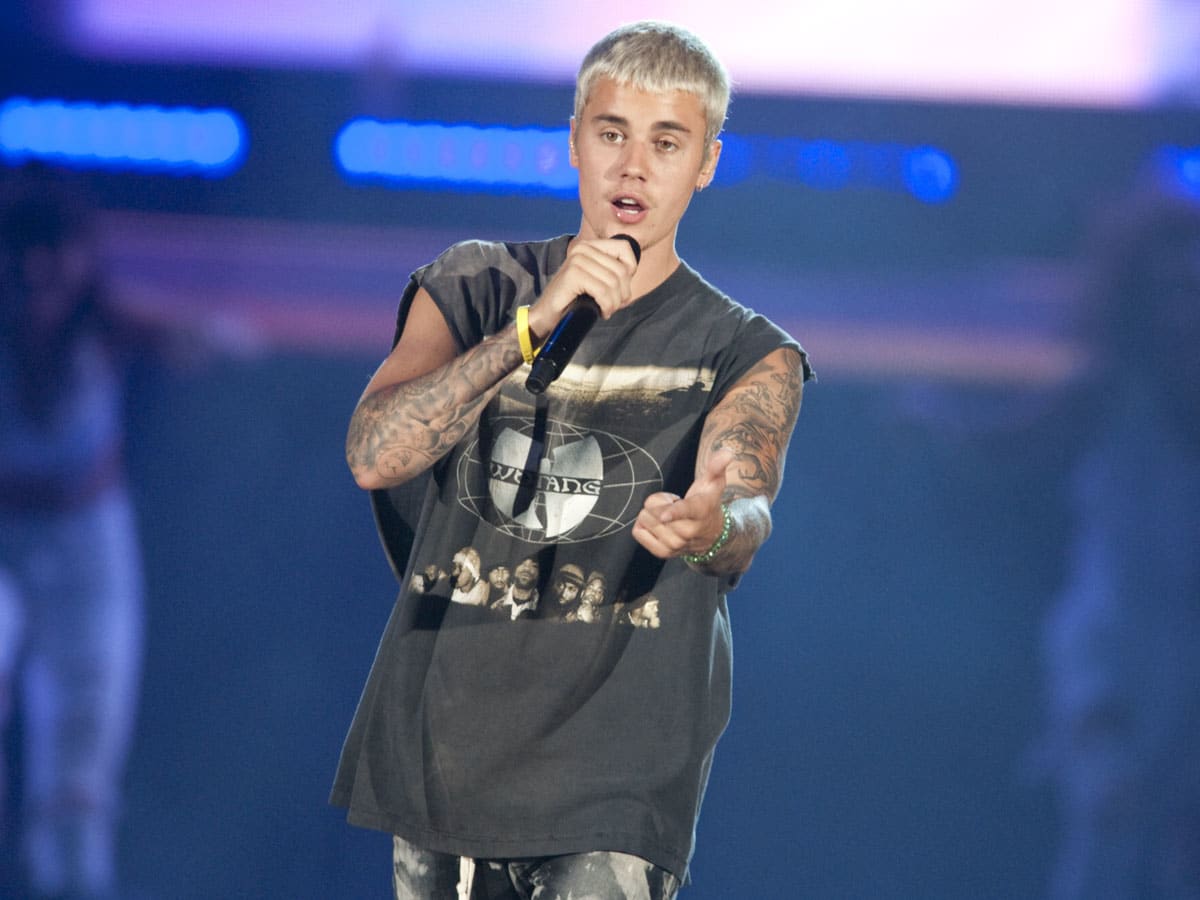 Justin Bieber verrast fans en bezoekers met optreden op Coachella