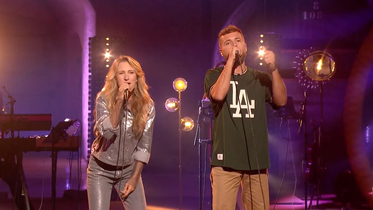 Suzan & Freek maken eigen versie K3's Tele-Romeo 🤩
