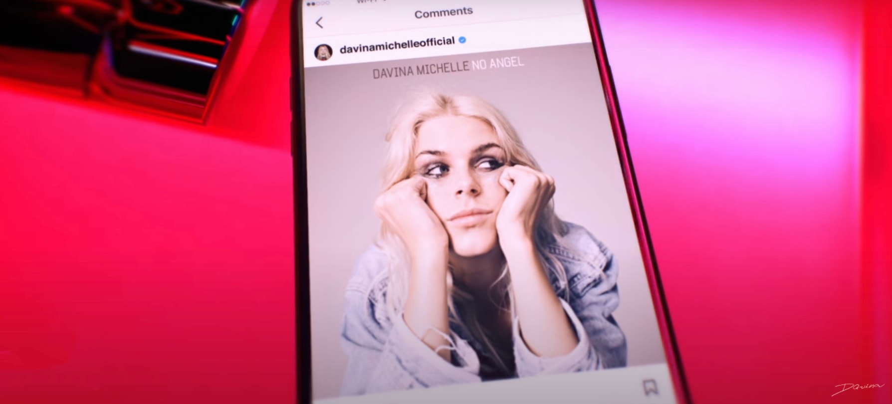 Davina Michelle rekent af met haatreacties in haar nieuwe single: No Angel 