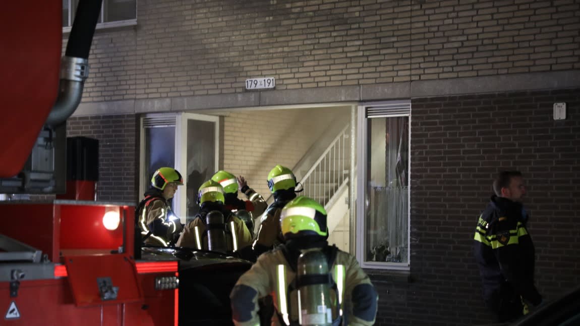 Gewonde door brand in woning in Den Haag