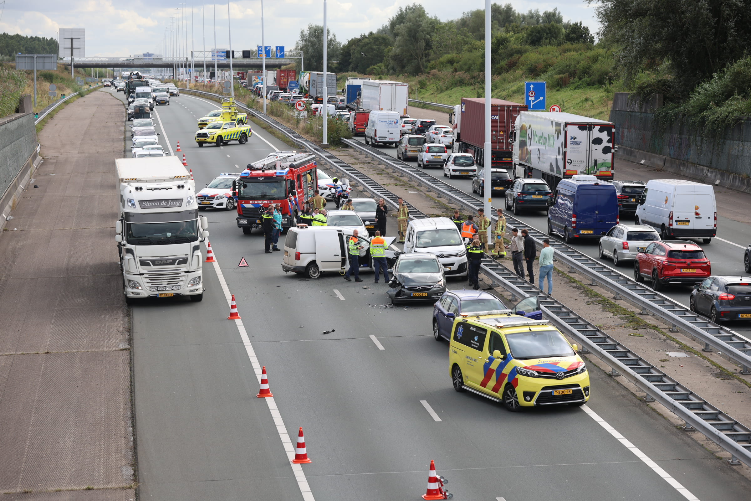 Gewonden bij kettingbotsing A4 Den Hoorn