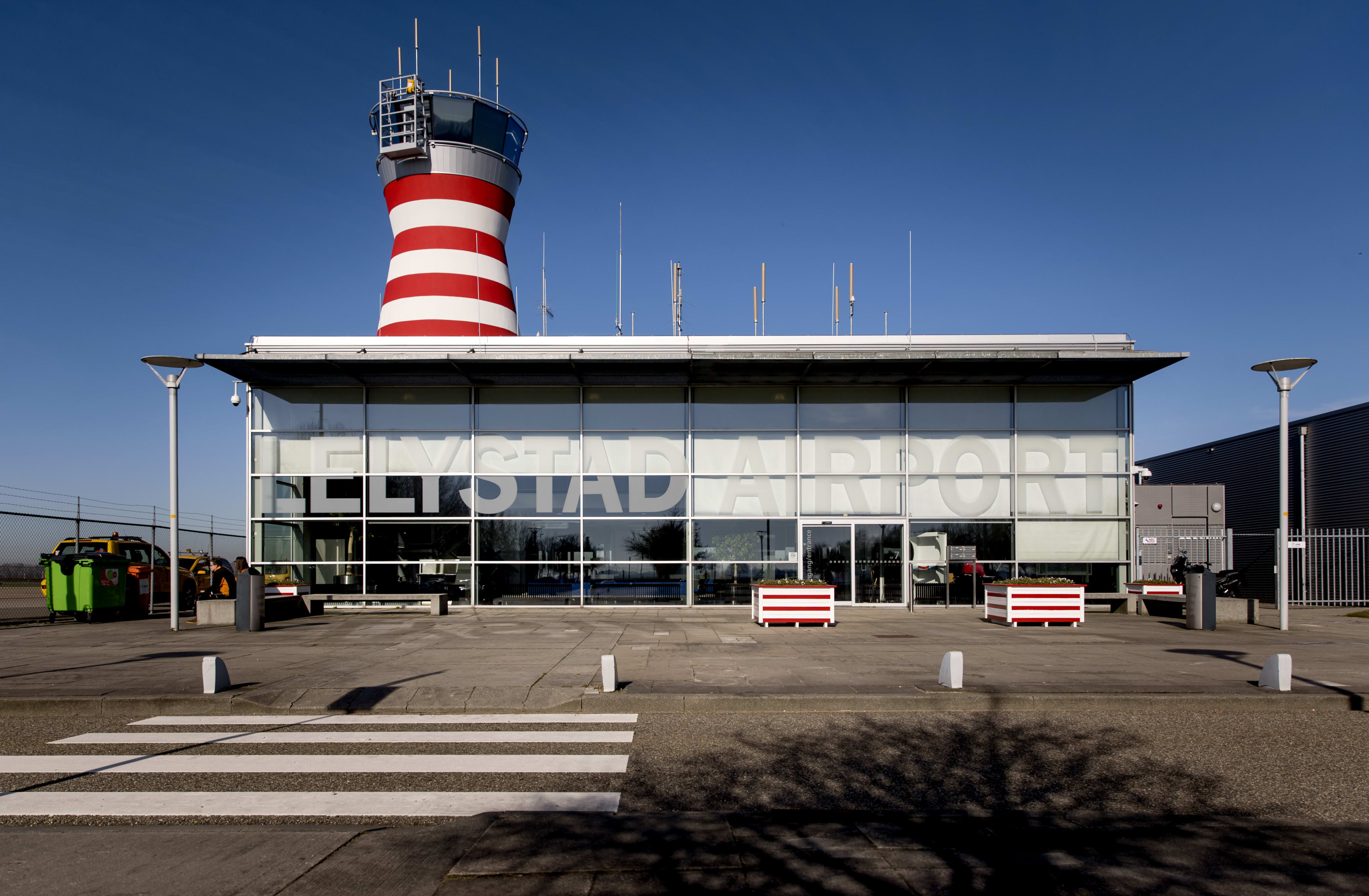 Nieuw advies: Schiphol alleen laten groeien bij minder stikstofuitstoot