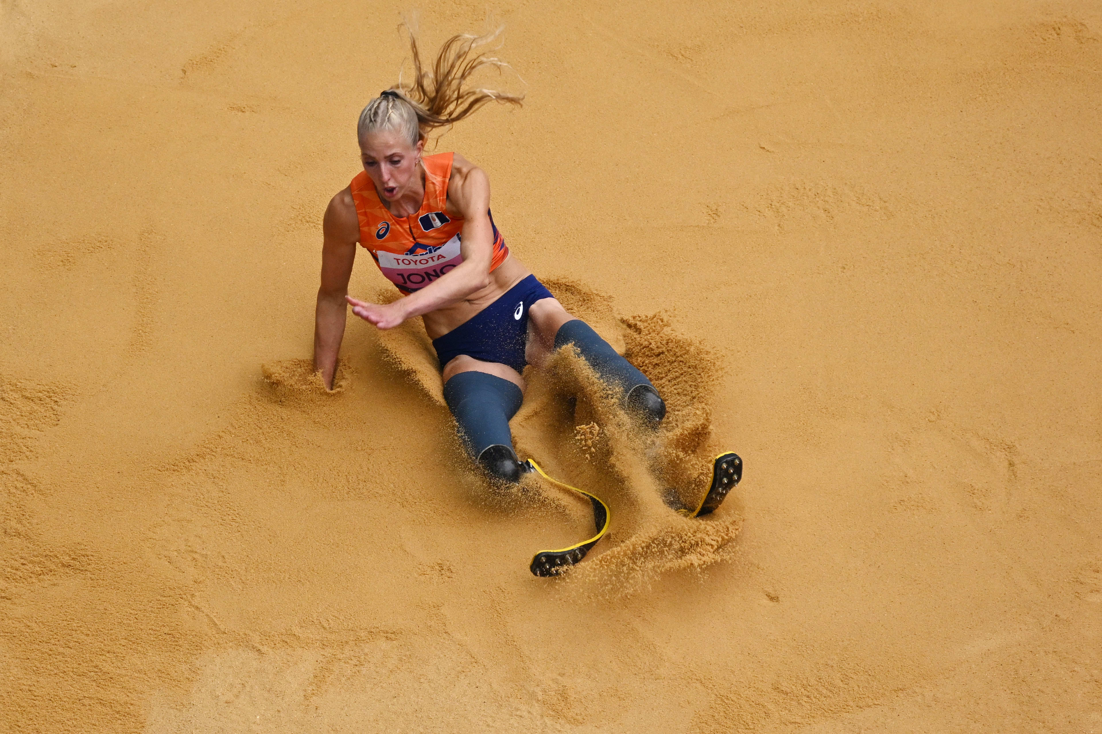 Fleur Jong springt opnieuw naar goud op Paralympische Spelen