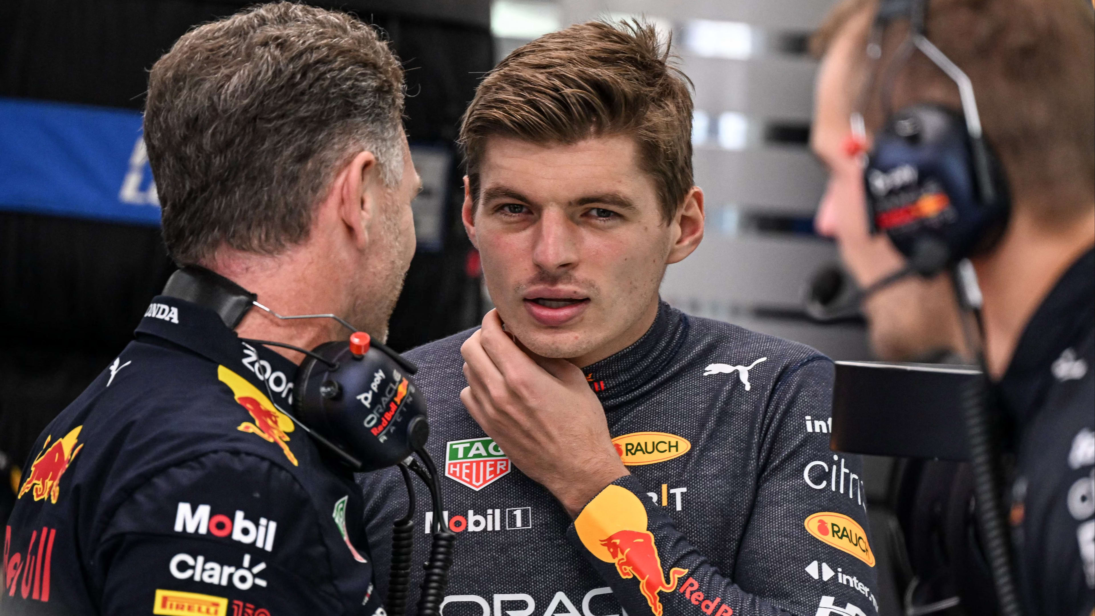 Max Verstappen flikt het en verovert poleposition voor Grand Prix van Spanje