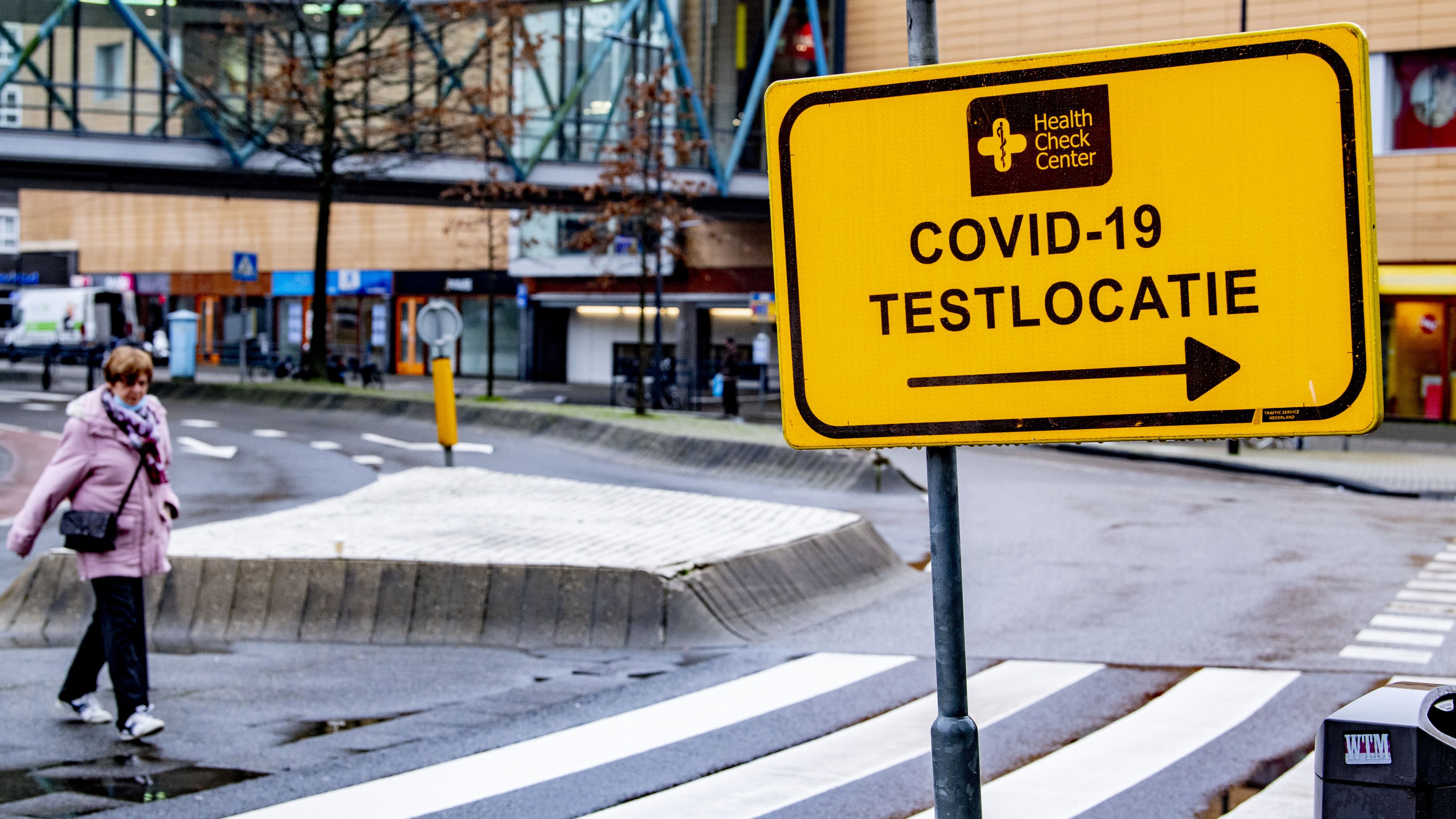 GGD sluit uit voorzorg alle teststraten en vaccinatielocaties vanwege code rood