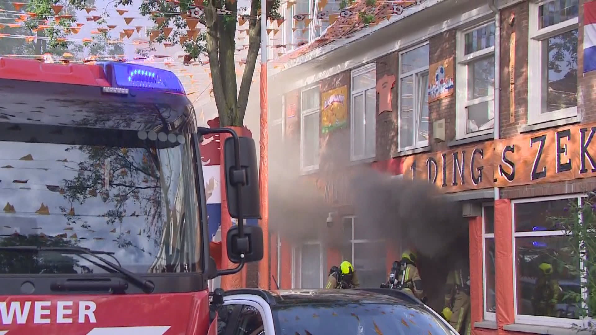 Trieste EK-avond voor bewoners Oranjestraat: huis onbewoonbaar na grote brand