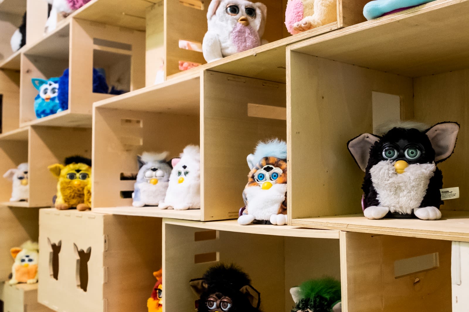 Ken jij Furby nog? De klassieker is weer te halen in speelgoedwinkels