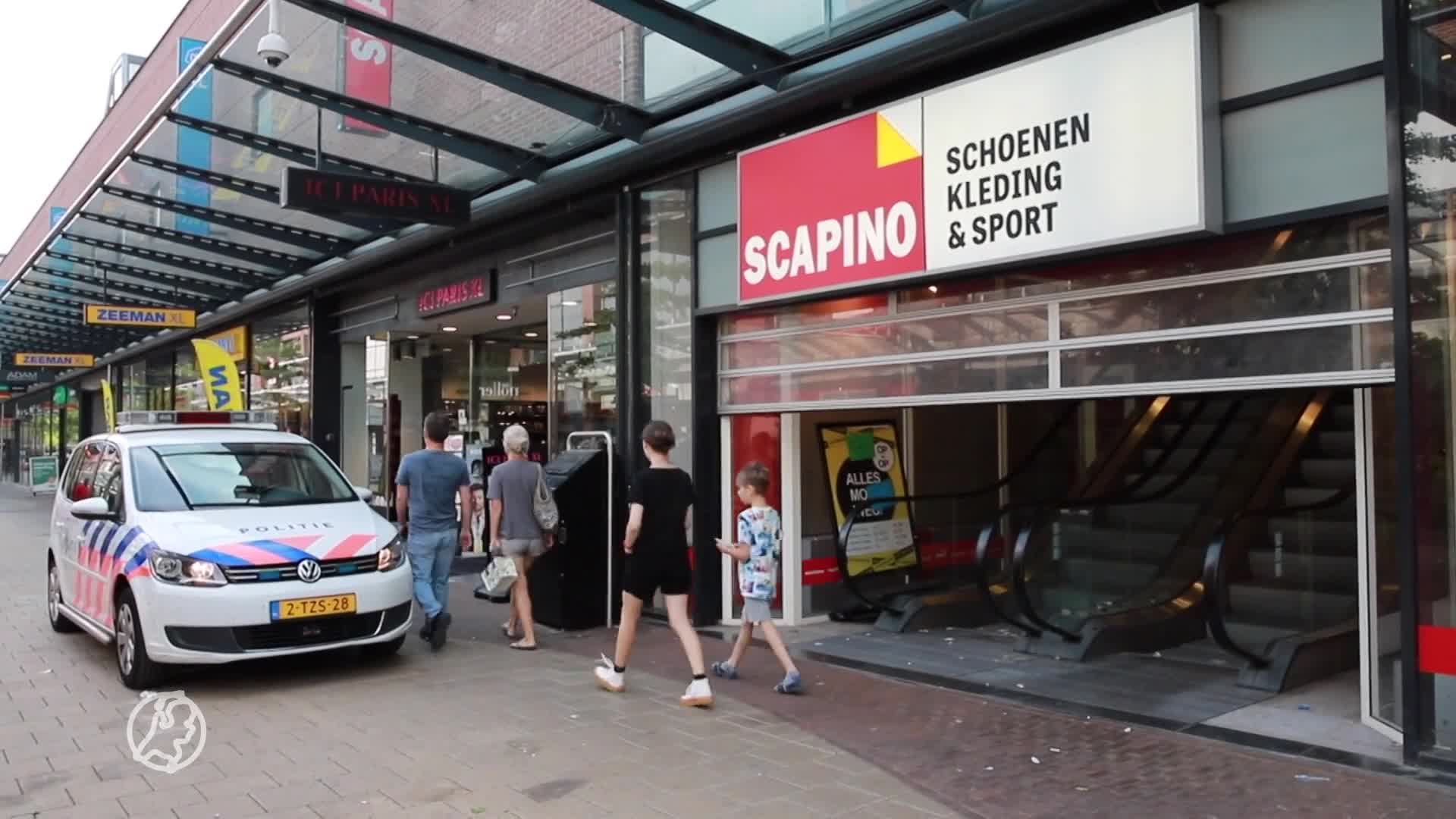 Koopjesjagers op de vuist bij opheffingsuitverkoop Scapino, politie ontruimt winkel