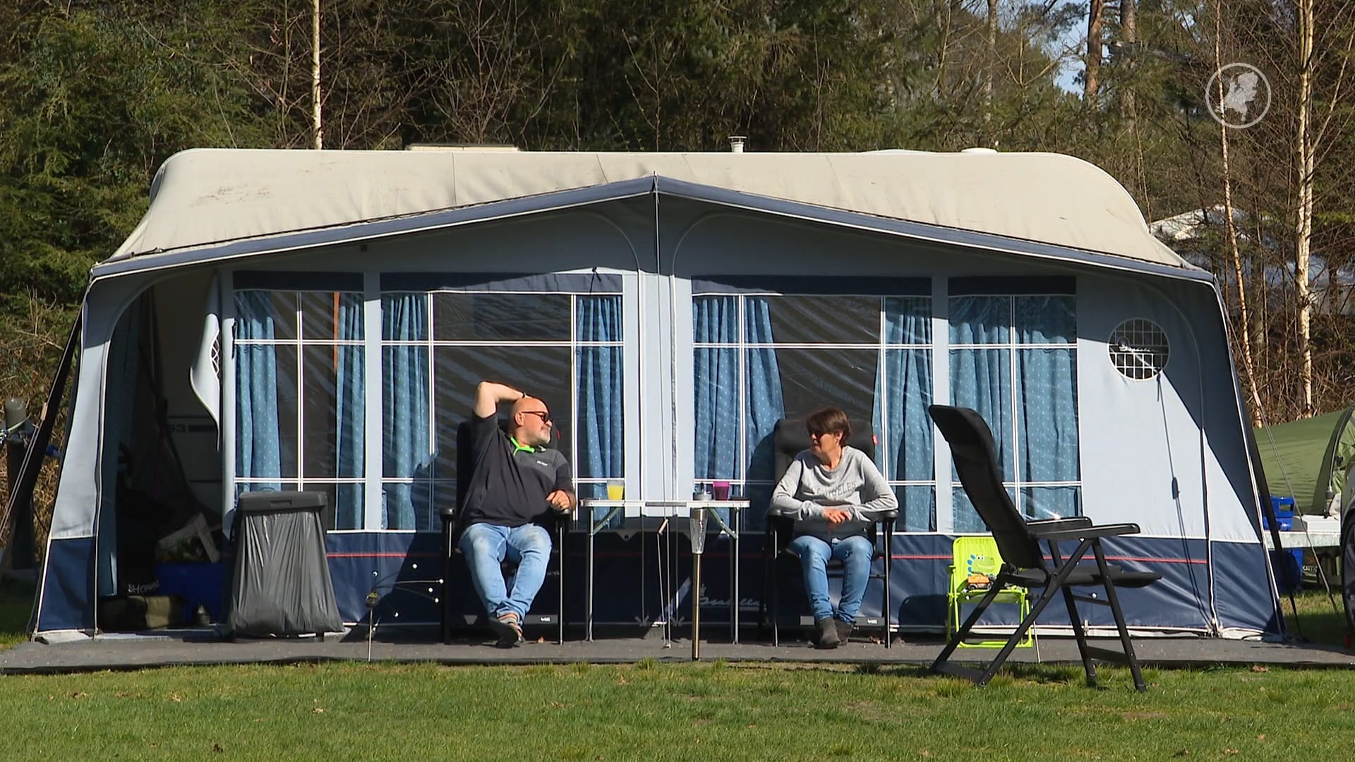 Kampeerkriebels bij zonnig begin van seizoen