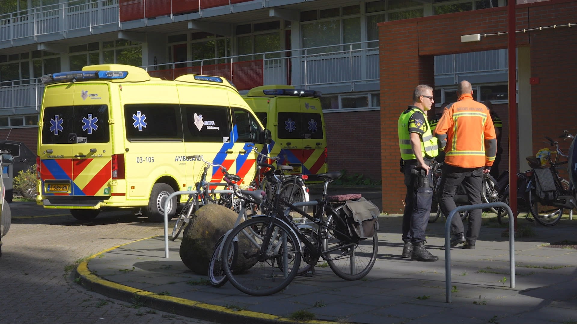 Overleden vrouw gevonden in tuin Assen: mogelijk slachtoffer van misdrijf