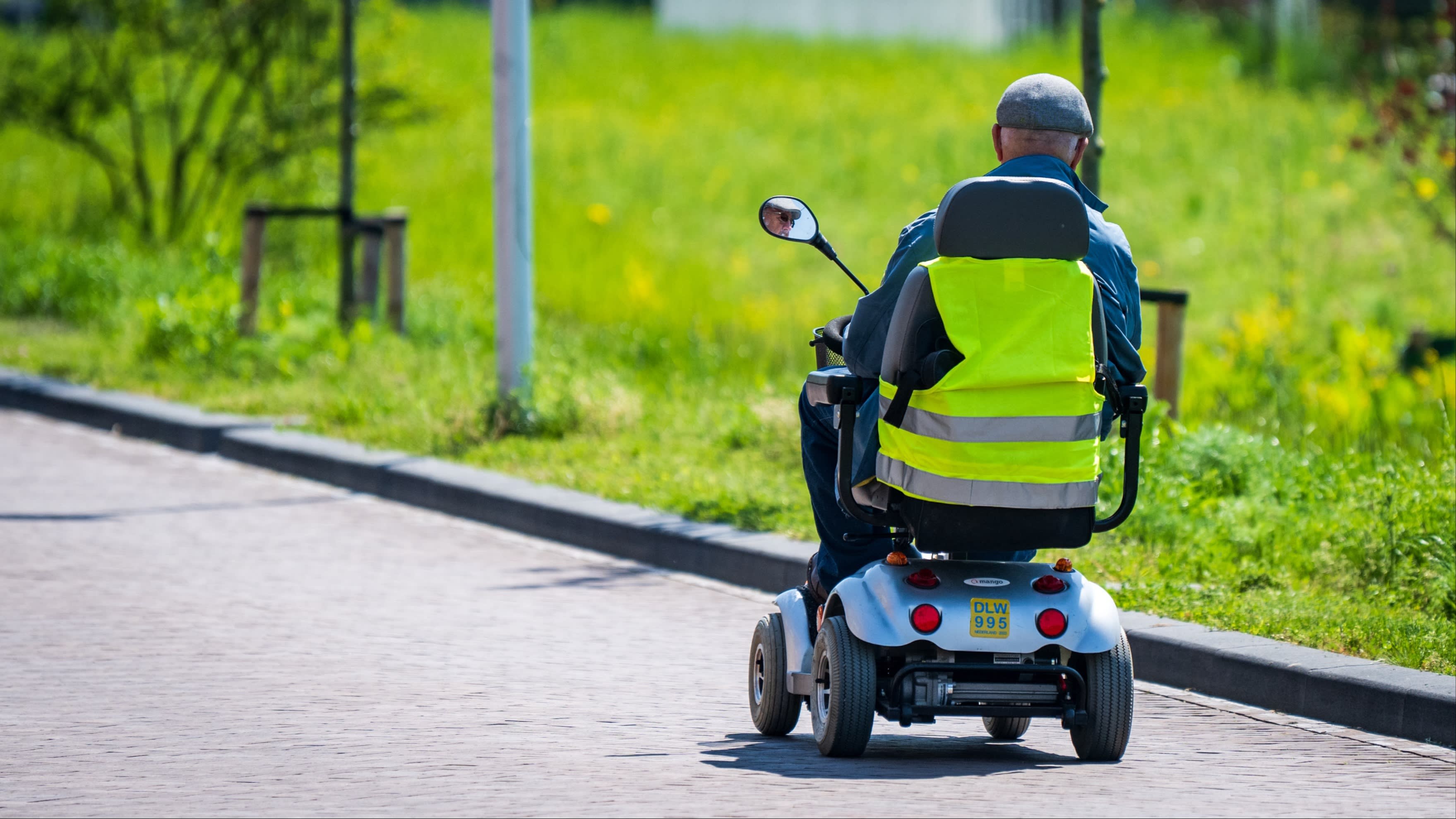 Scootmobieler (94) aangereden en ontvoerd in Utrecht