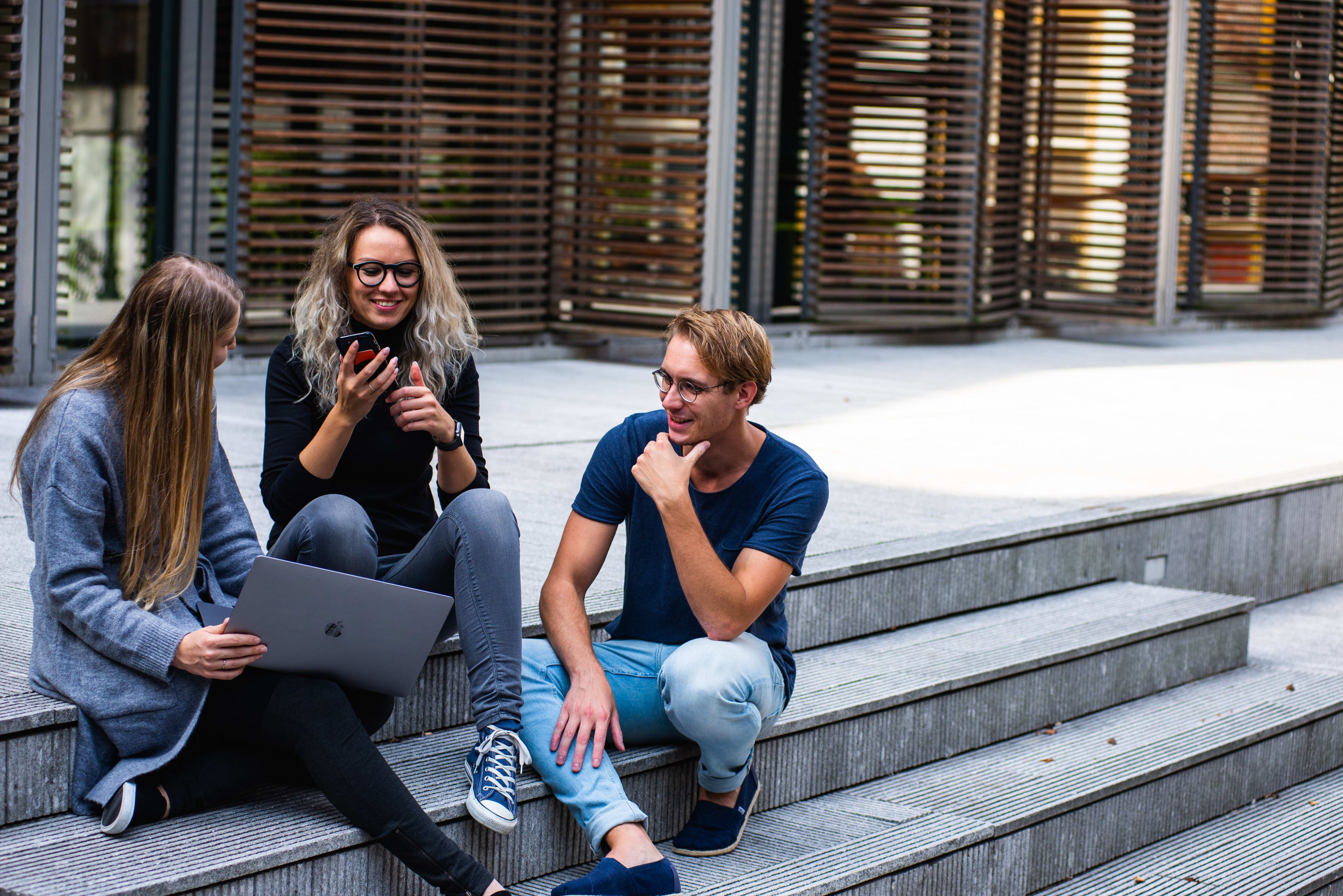 Bijna vijftig studentenverenigingen ondertekenen nieuwe code tegen grensoverschrijdend gedrag