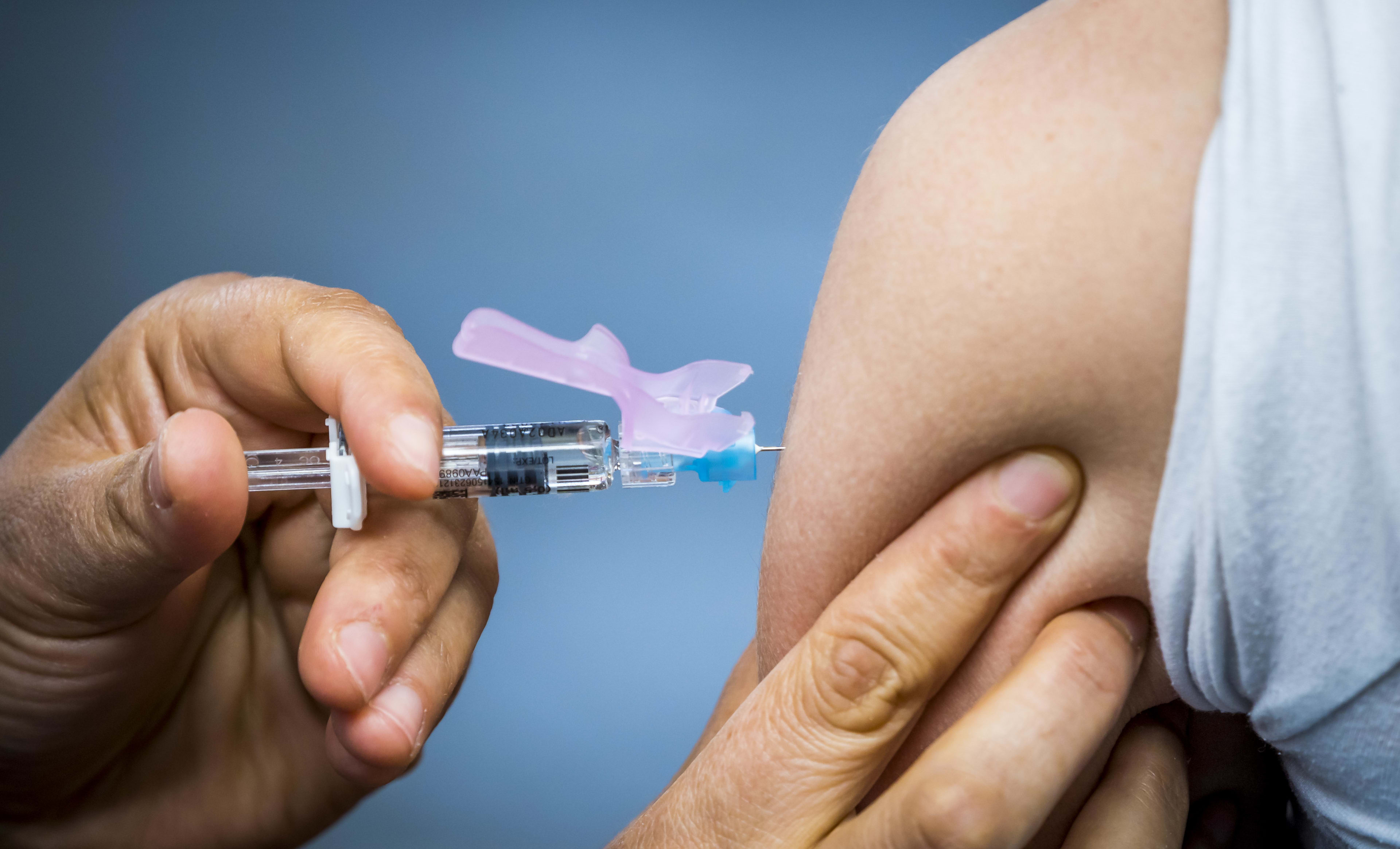 RIVM meldt 'rare actie': Blender voor zwangere vrouwen die zich niet laten inenten