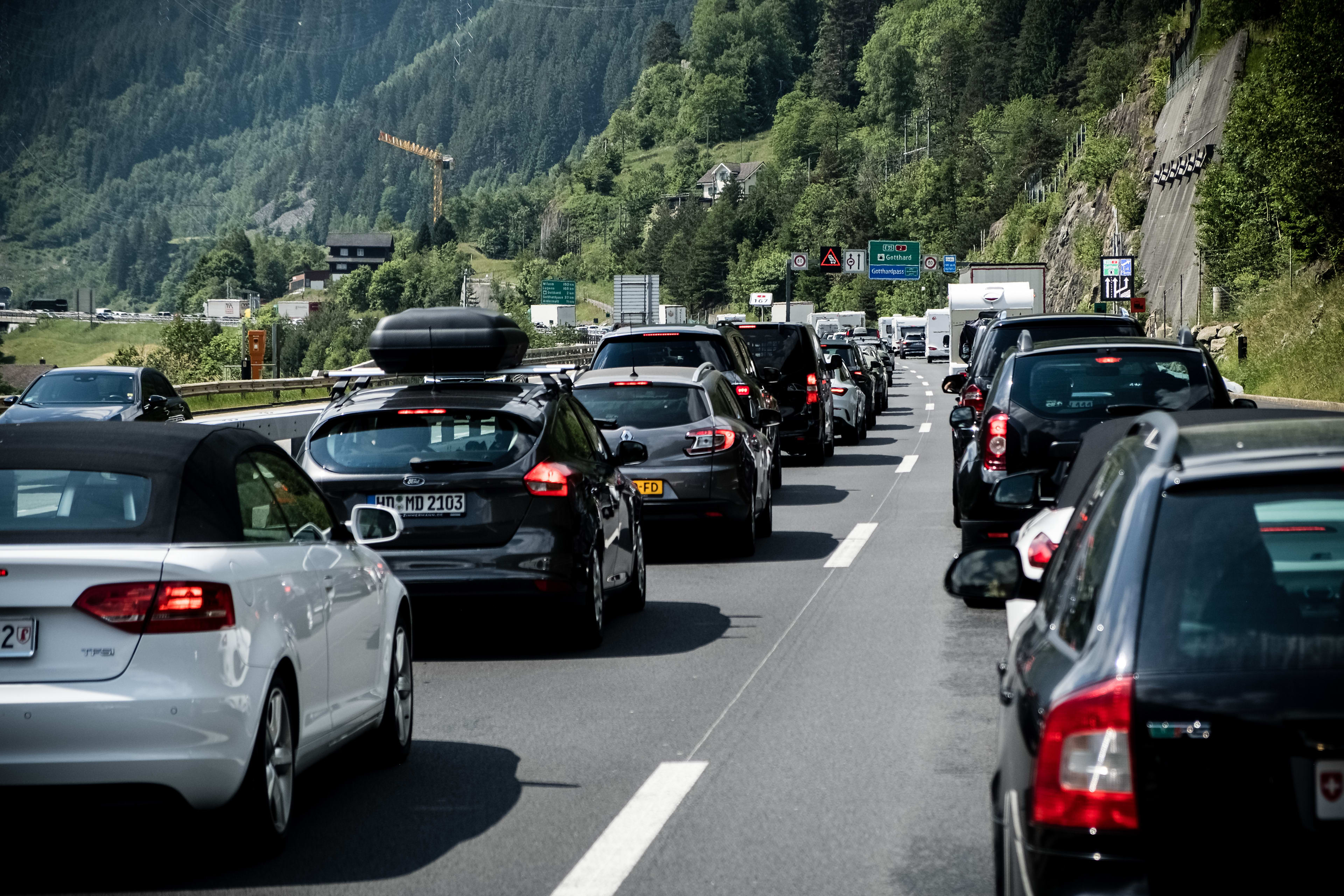 Rode zaterdag: drukte op Europese wegen door vakantieverkeer