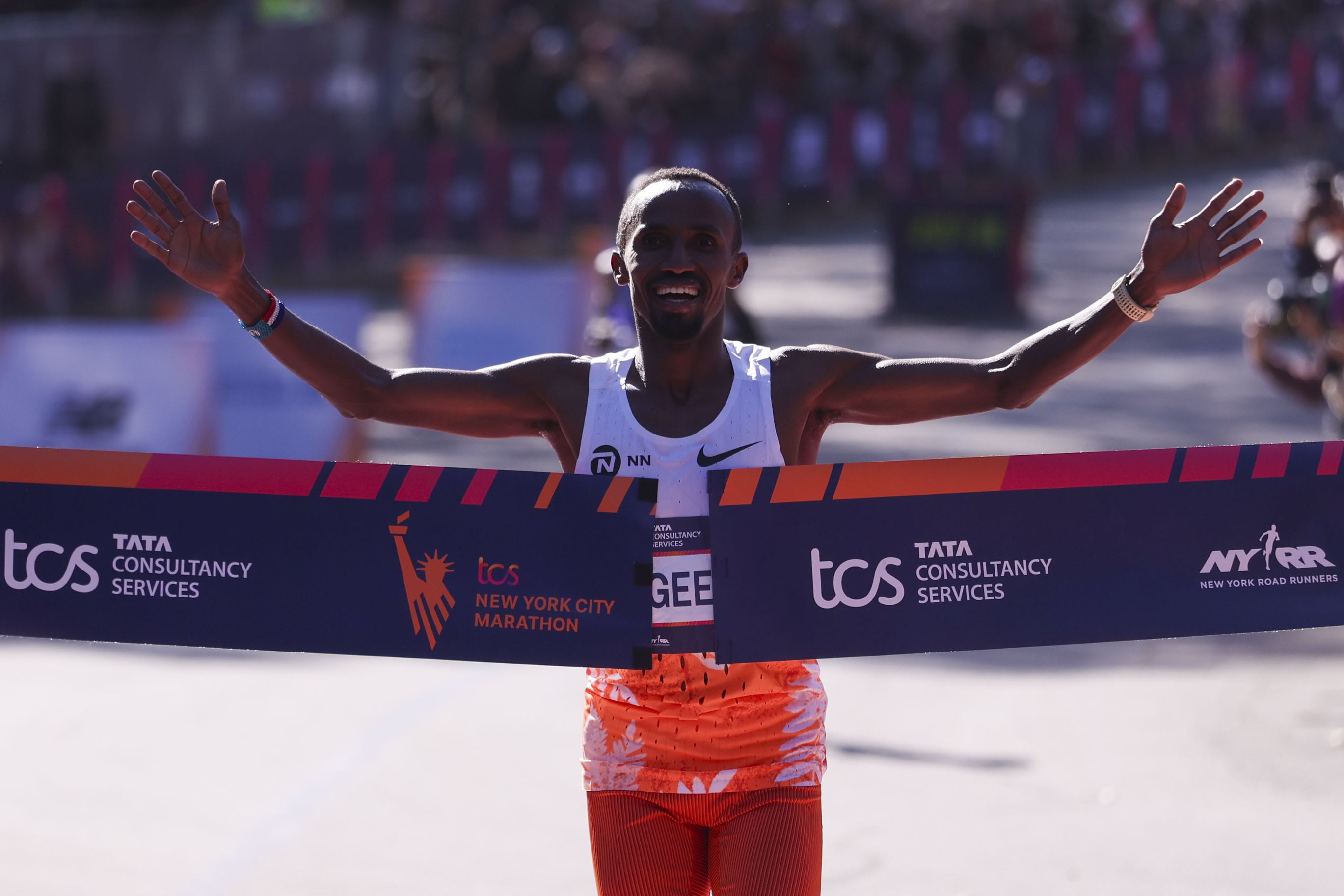 Oud-trainer megablij met winst Abdi Nageeye bij marathon New York: 'Trots'