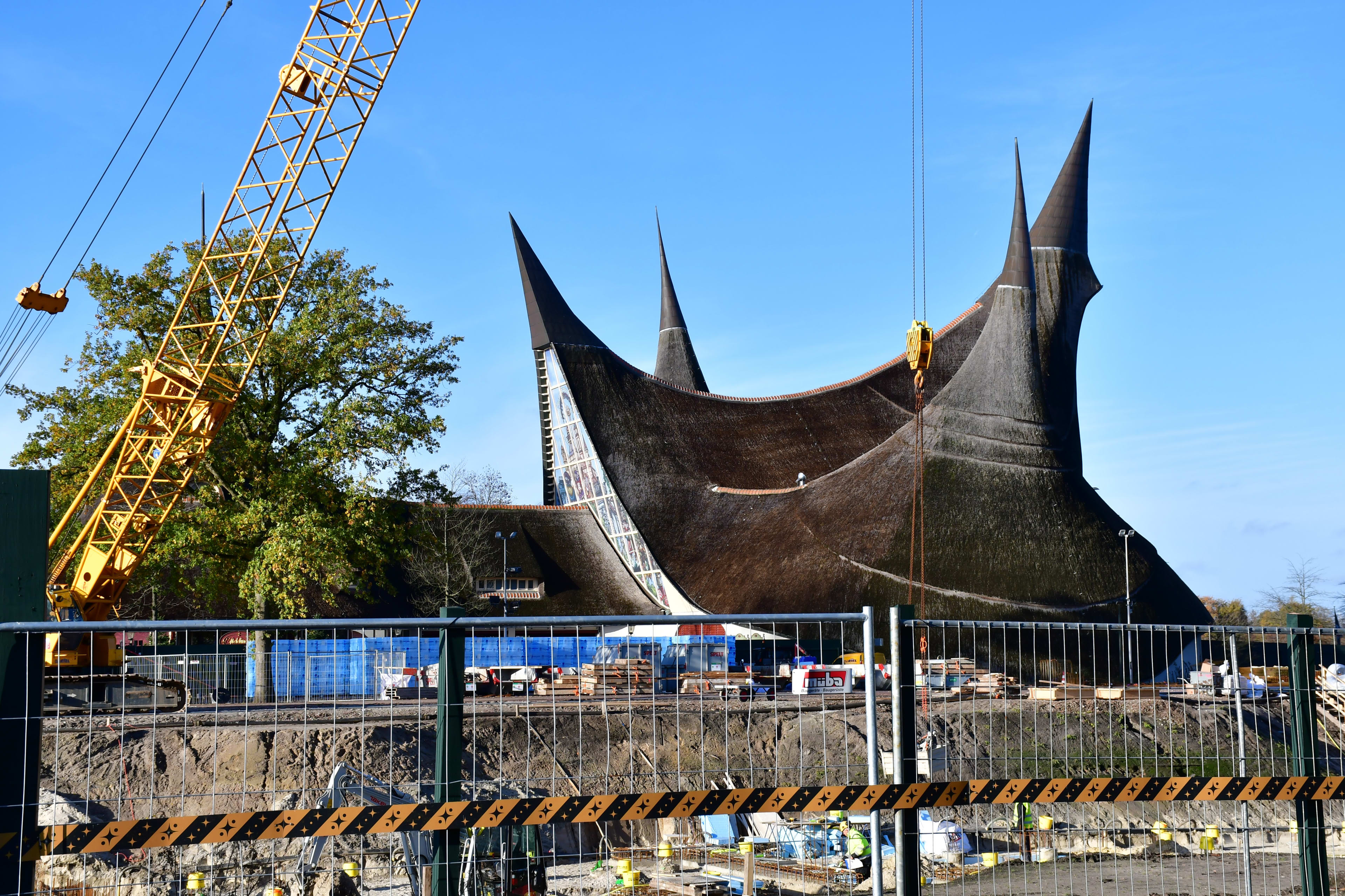 Klachten over groot onderhoud attracties Efteling: 'Park is een grote bouwput'