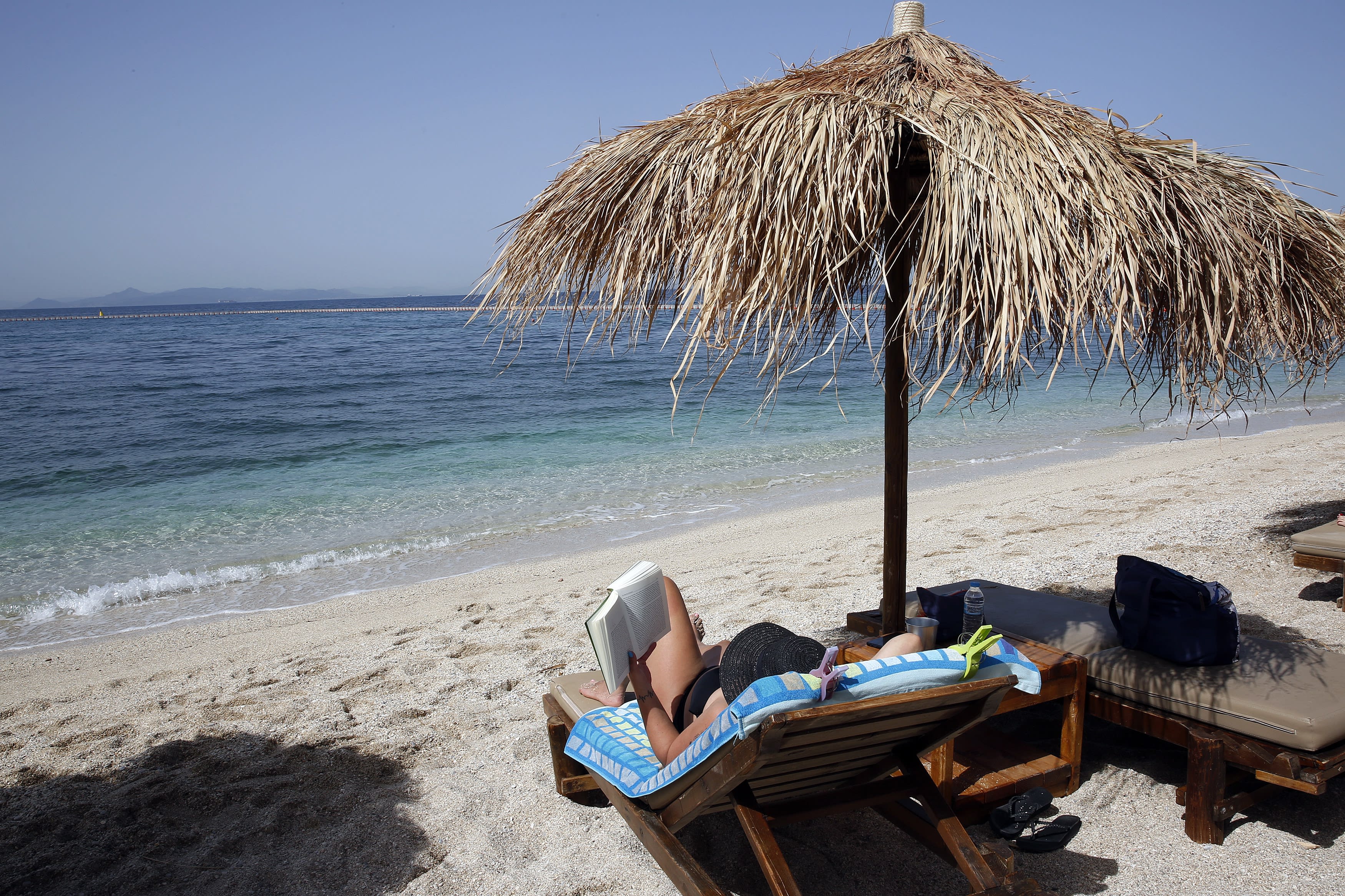 Griekenland maakt honderden stranden rolstoelvriendelijk