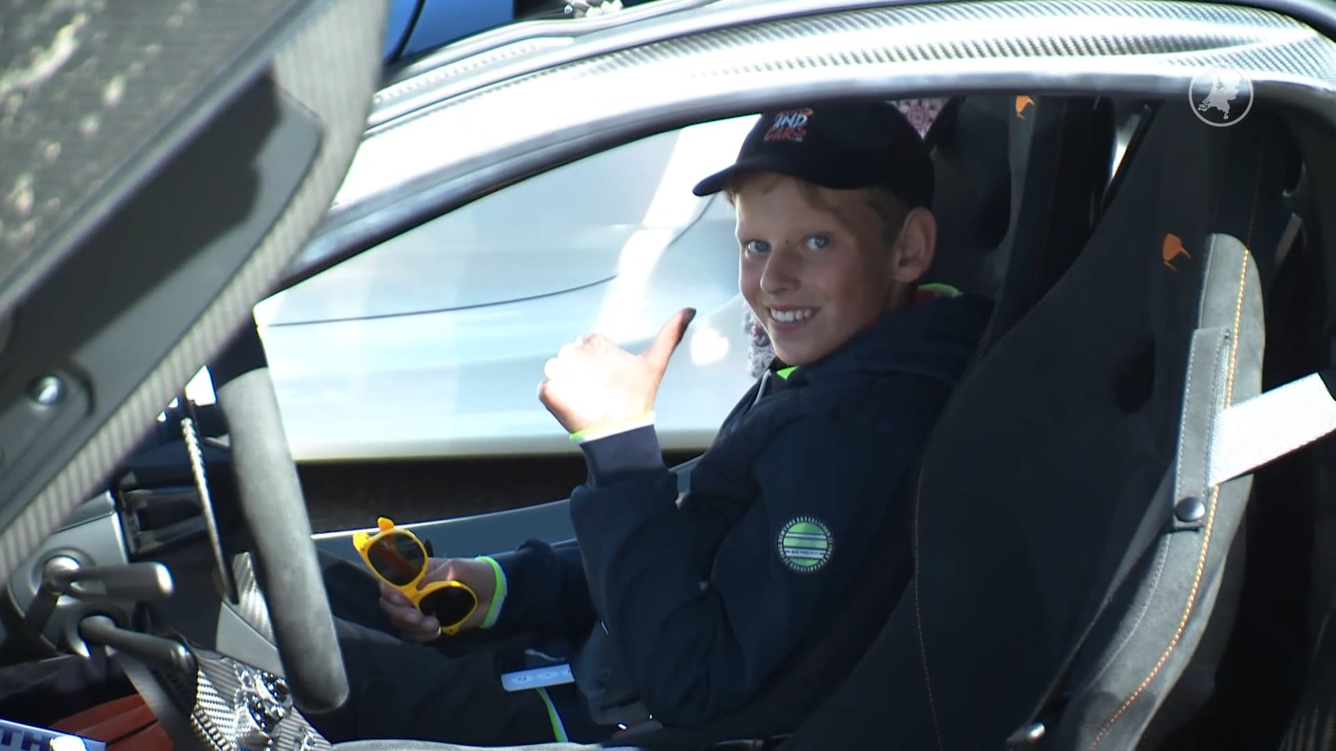 Kinderen met ernstige, zeldzame ziektes racen in sportauto's