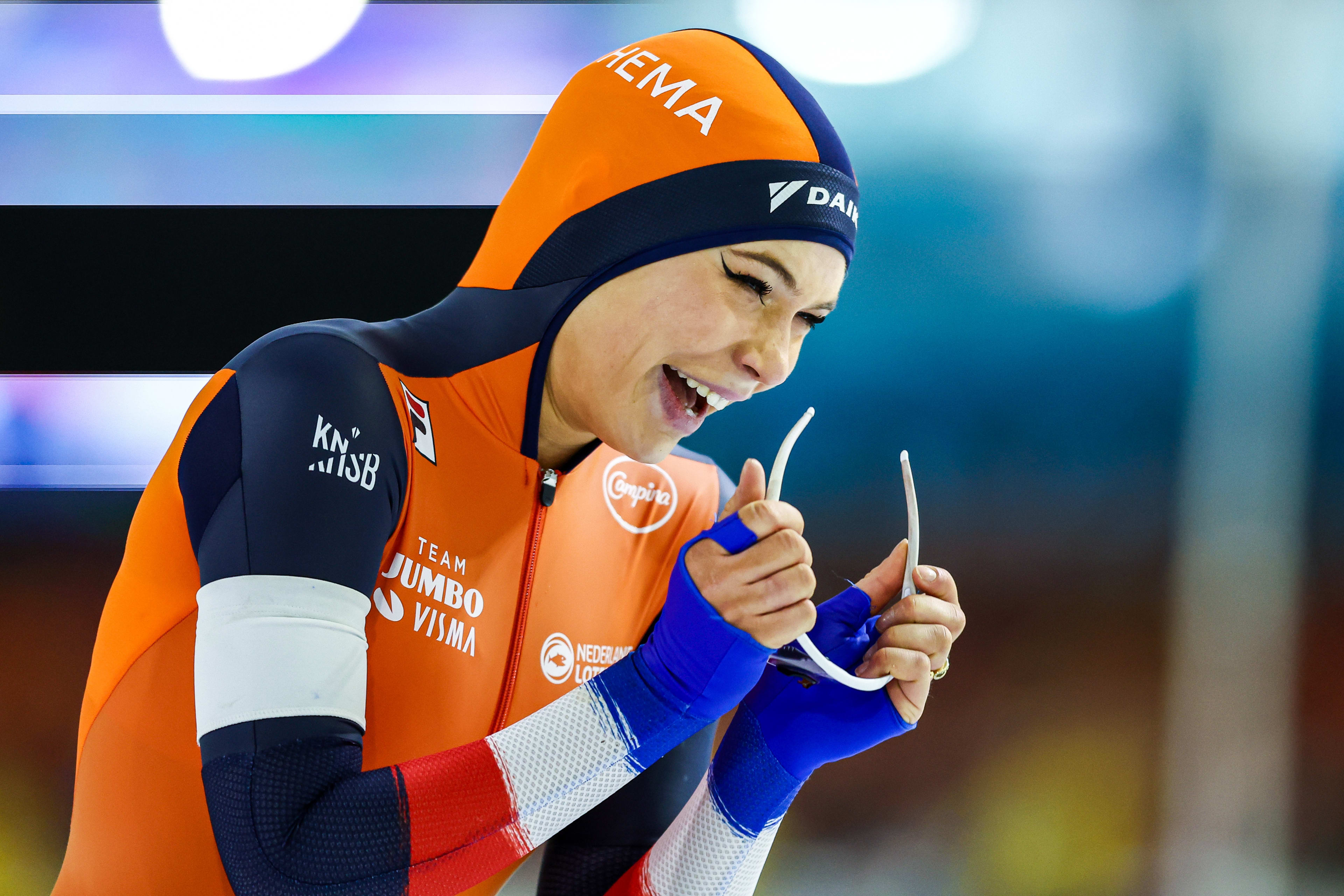 Schaatsster Jutta Leerdam verovert voor tweede keer wereldtitel op 1000 meter