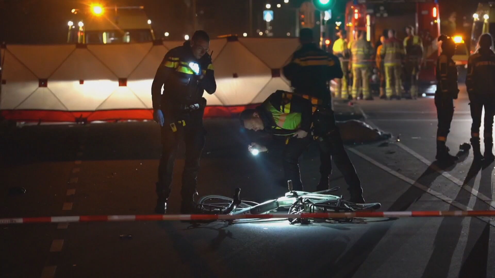 Fietser (37) overleden na botsing met auto in Nijmegen