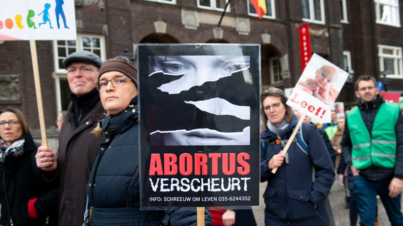 Aanspreken van vrouwen bij abortuskliniek mag verboden worden