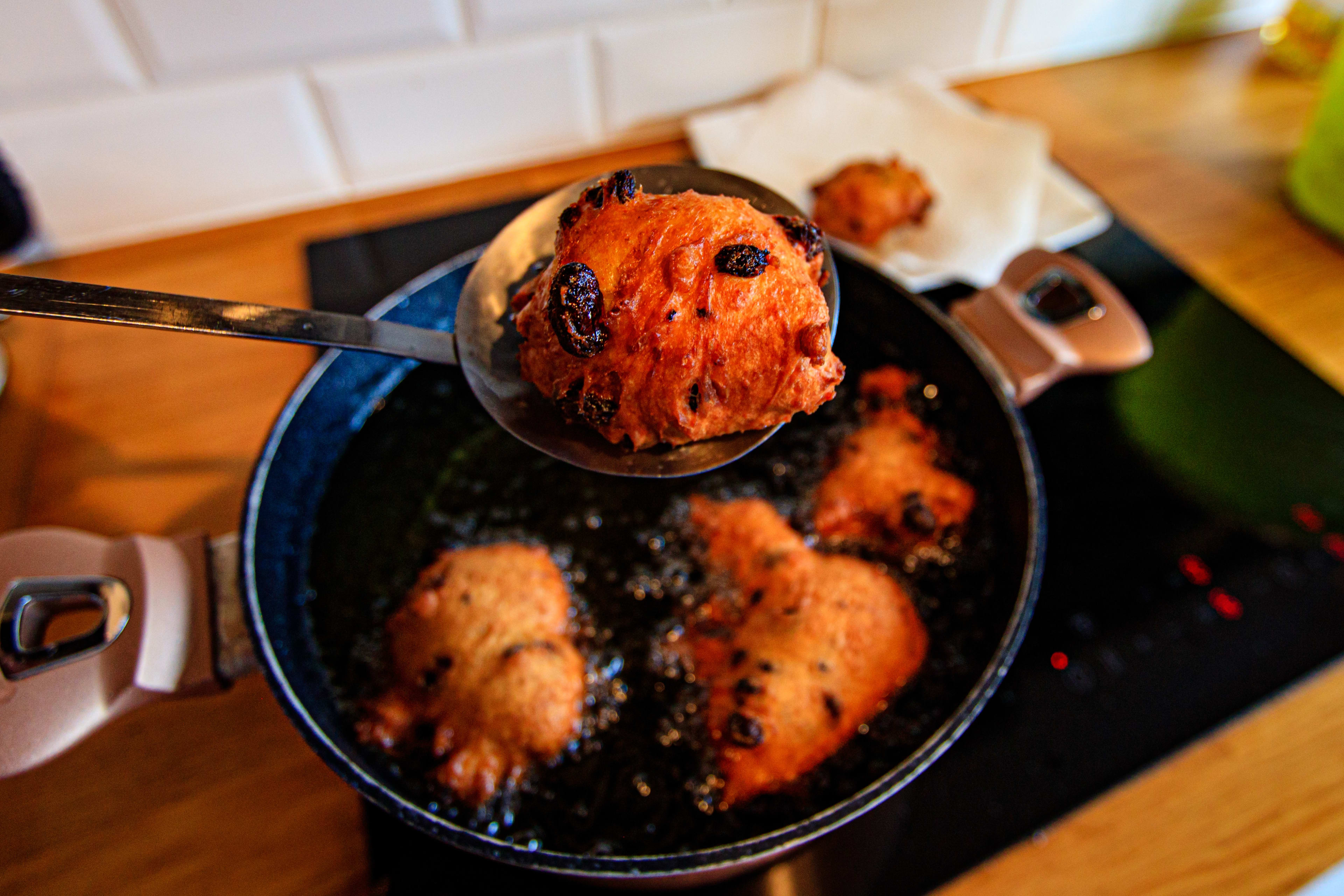 Met deze vijf tips bak je zélf de lekkerste oliebollen