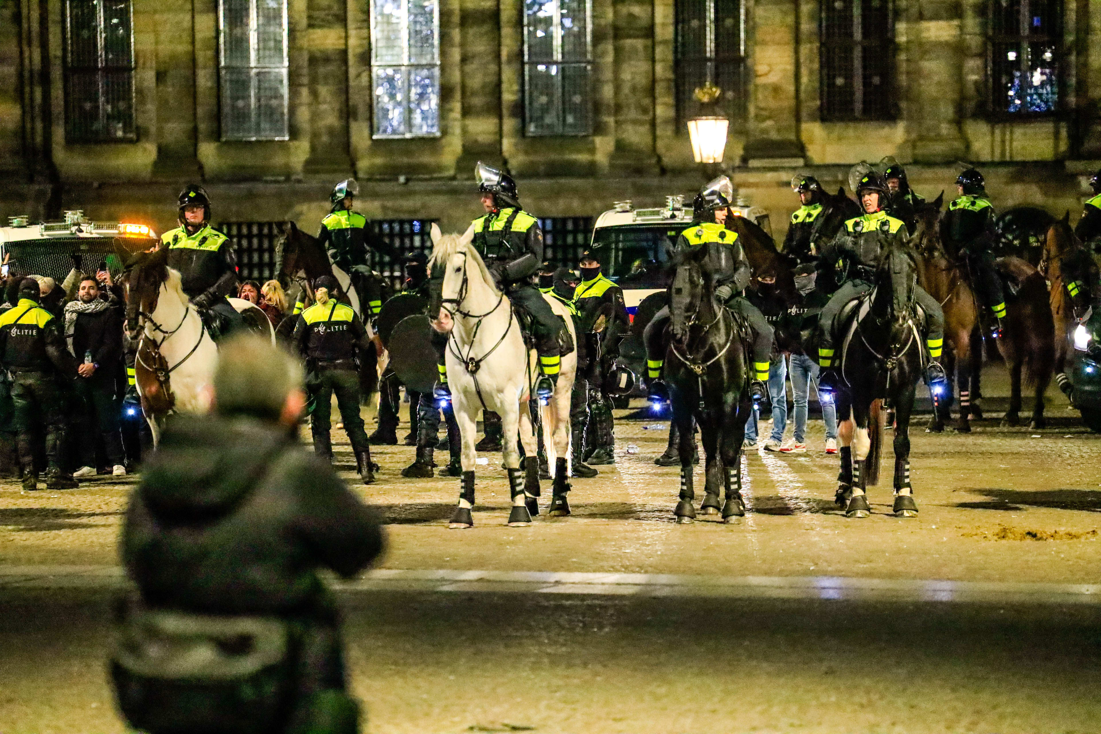 Amsterdam niet langer veiligheidsrisicogebied: 'Geen redenen om te verlengen'