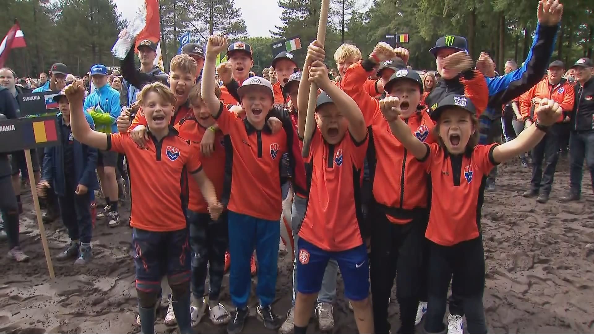 Dacht je dat Nederland beste was in voetbal, dan heb je onze motorcrossers nog niet gezien