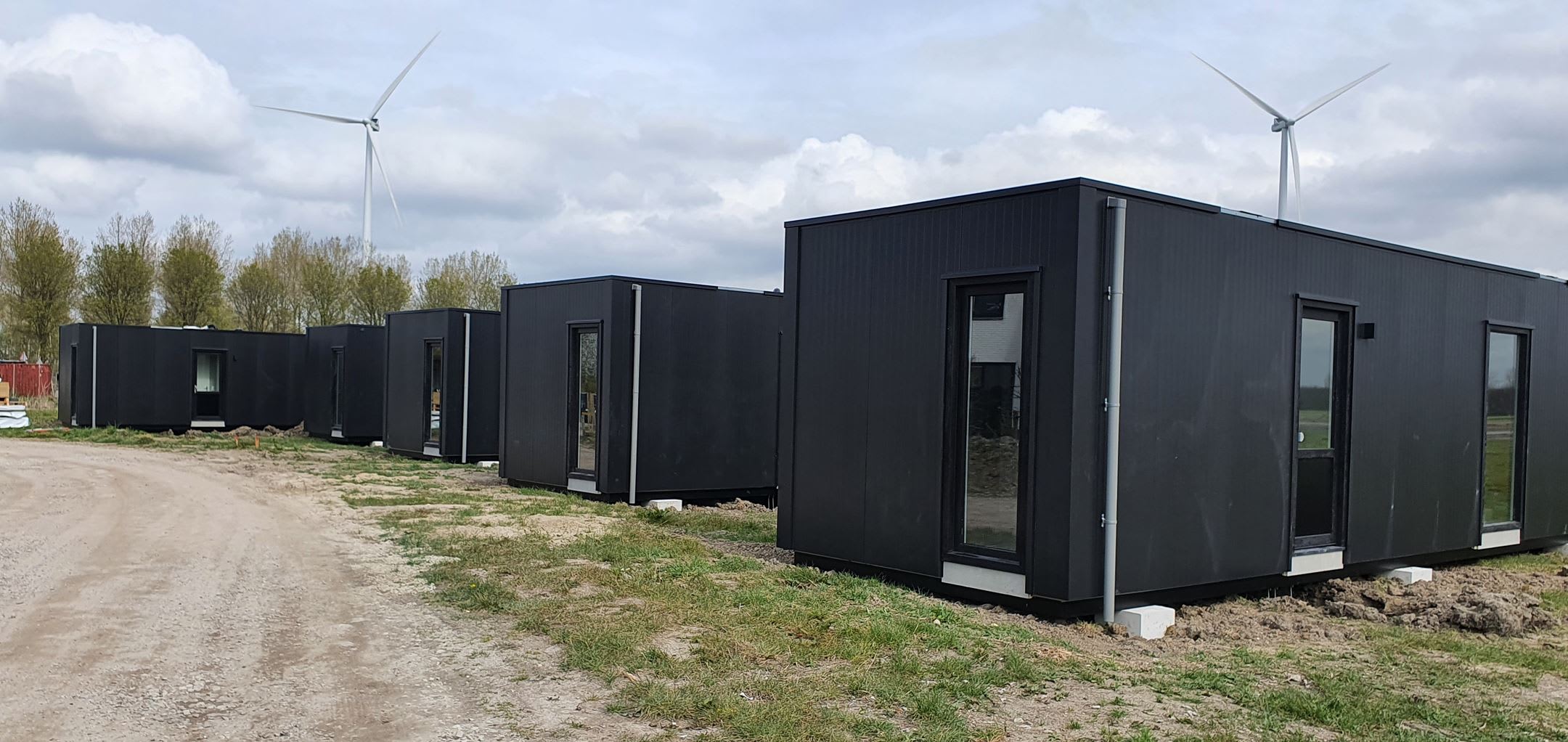 Twitter gaat los op containerwoning in Almere: 'Garagebox met woonfunctie'