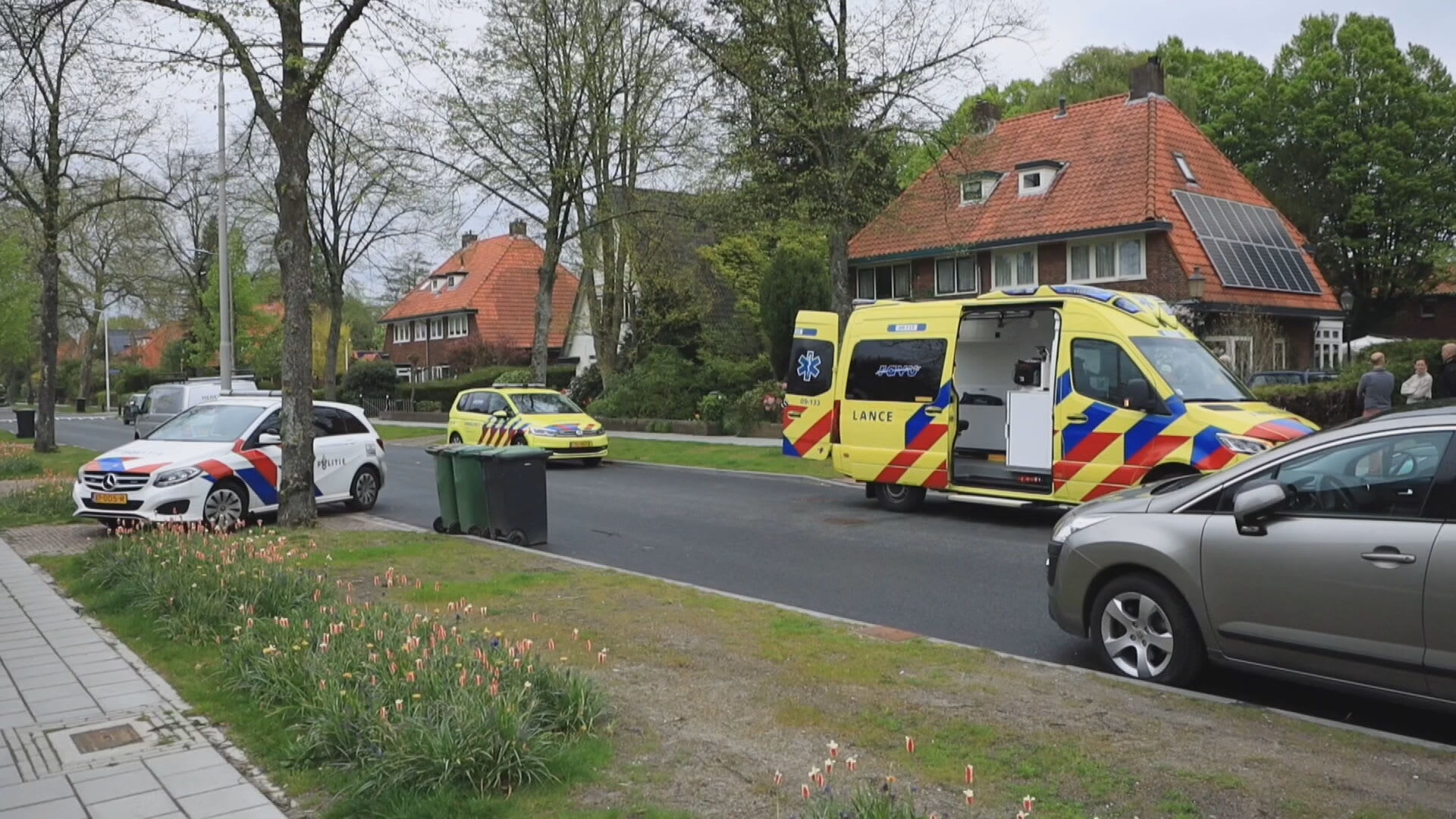 Man rijdt eigen vrouw aan op oprit voor hun huis in Amersfoort