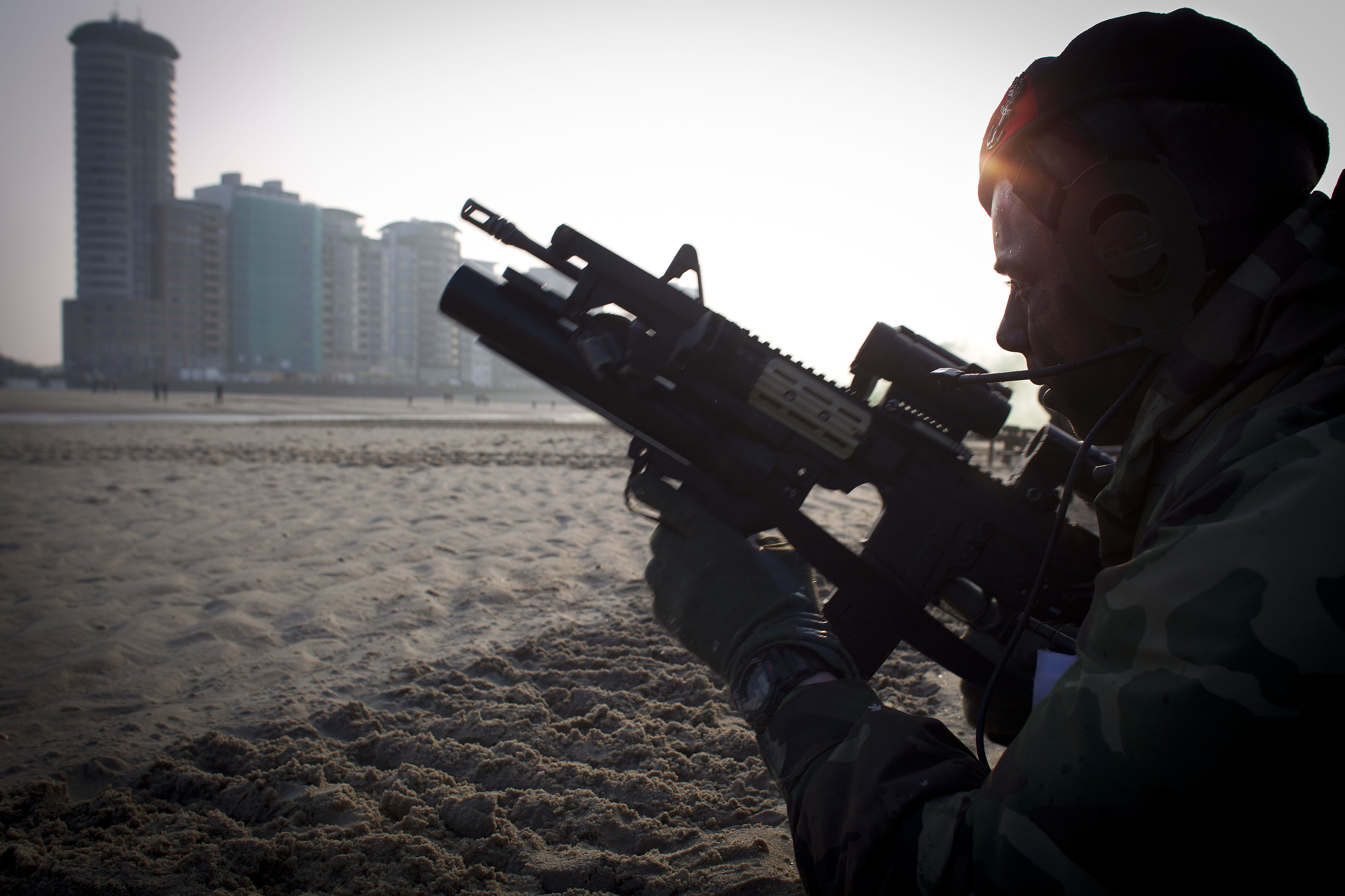 Zeeland eist duidelijkheid over verhuizing marinierskazerne naar Vlissingen