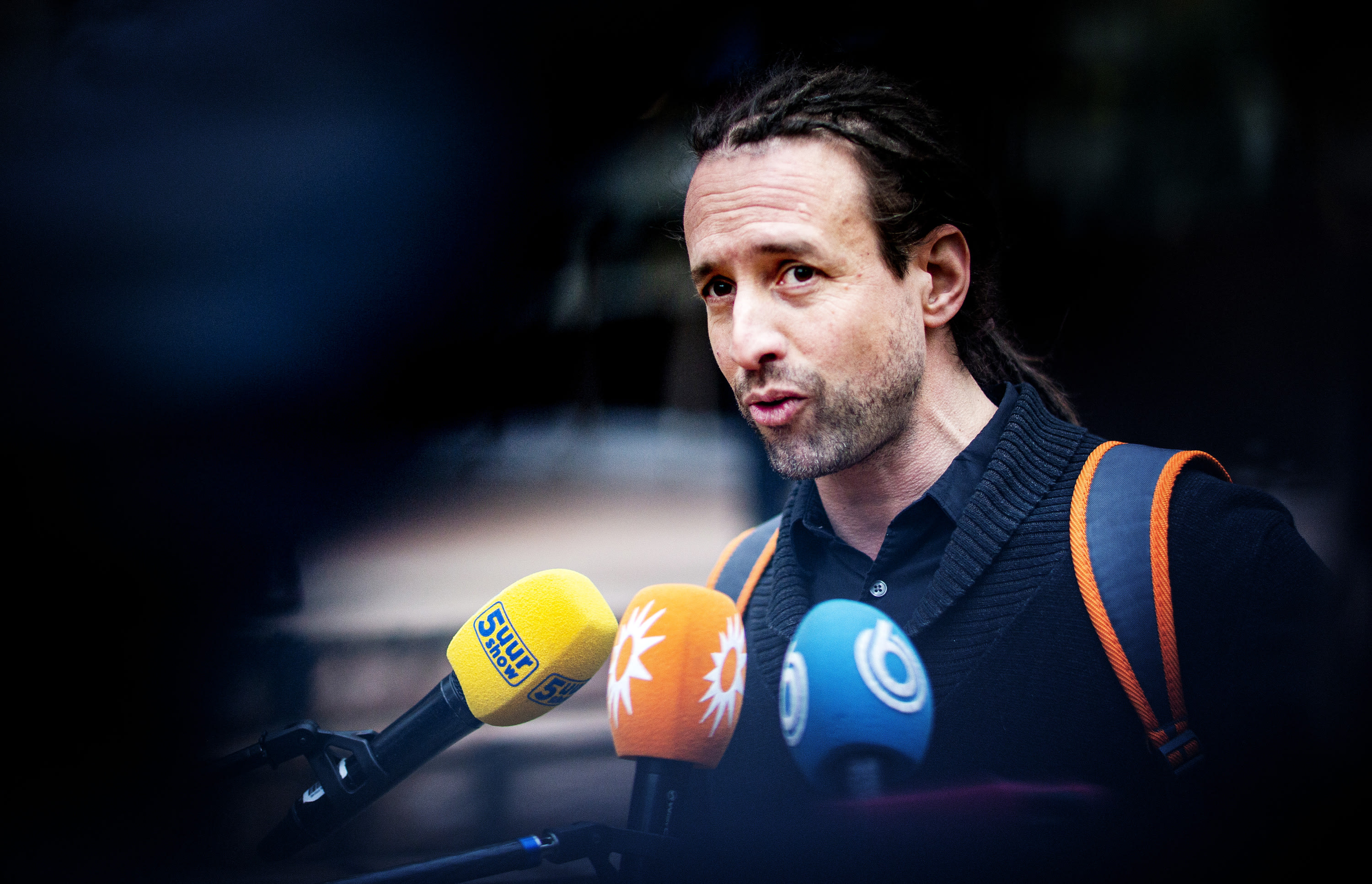 GGD doet aangifte tegen Willem Engel na bedreigingen prikbus-medewerkers
