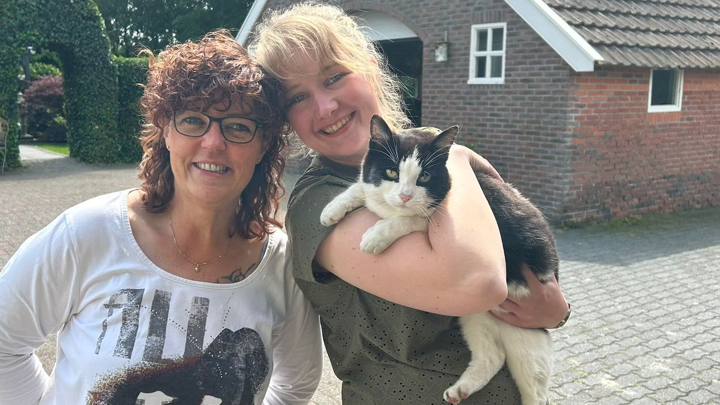 Amelandse kat Alfred na twee jaar mysterieus gevonden bij Duitse grens