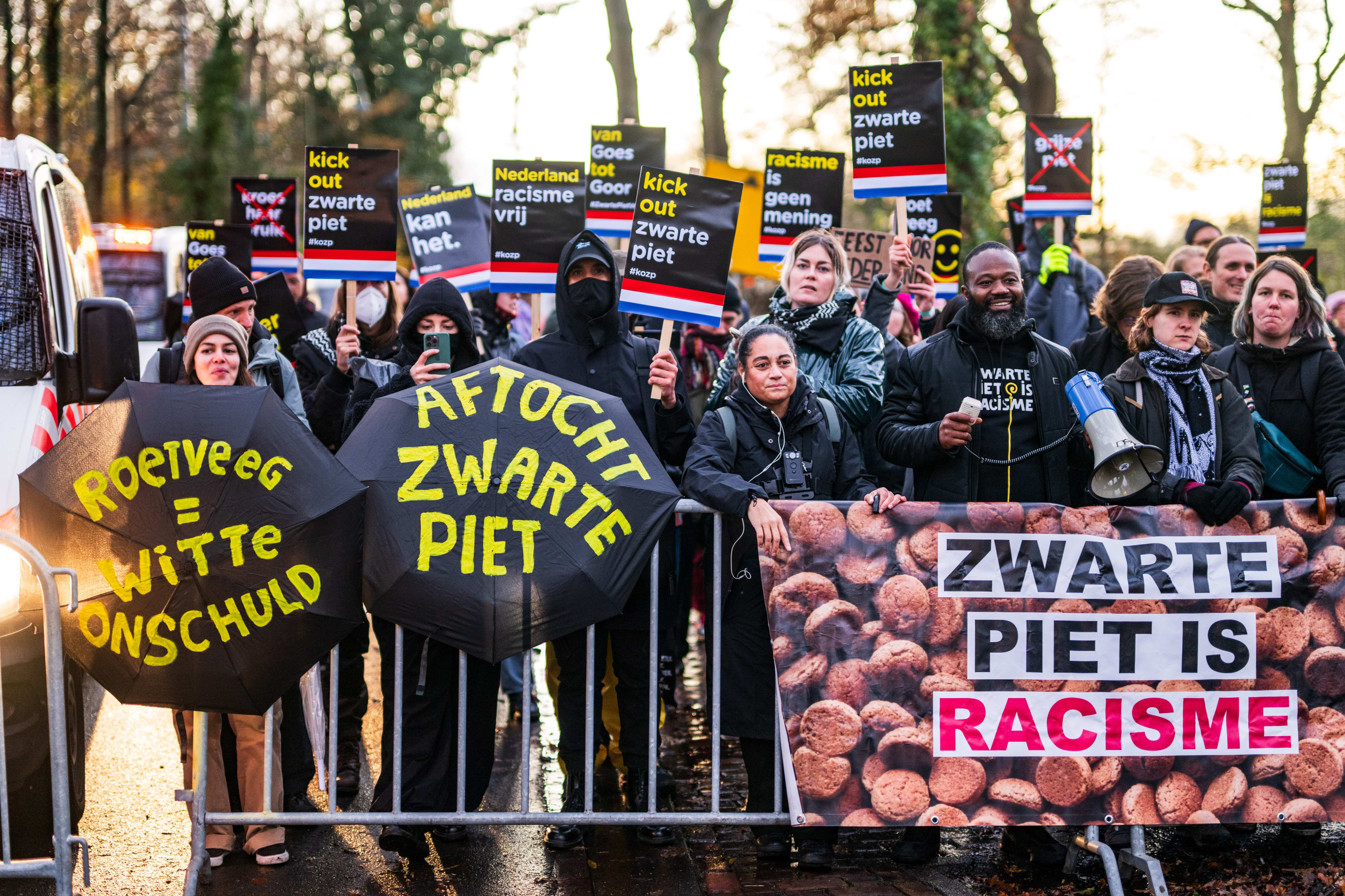 Kick Out Zwarte Piet trekt het land in: vier demonstraties aangekondigd