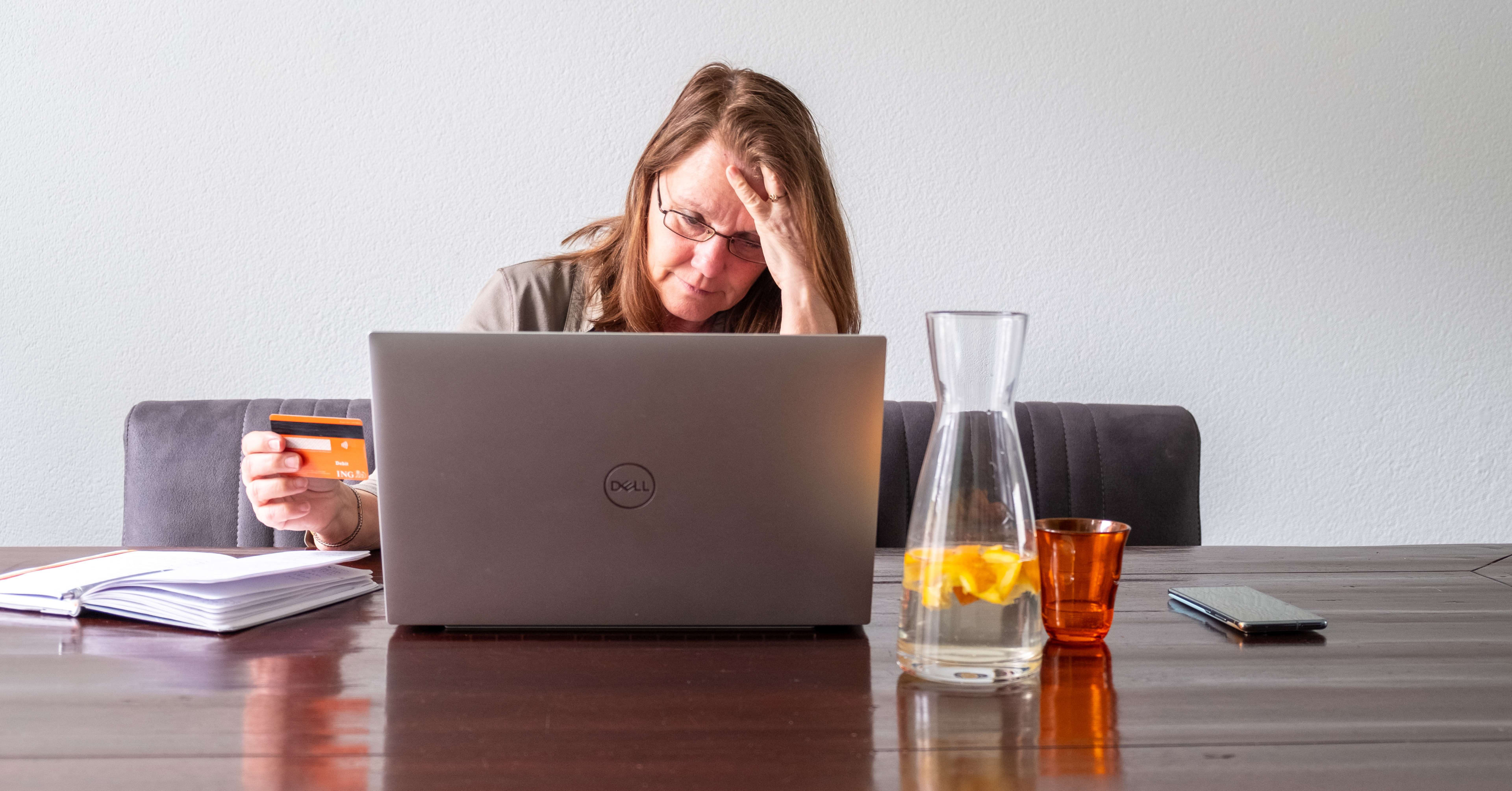 Veilig online aankopen doen voor de feestdagen? Zo herken je een nepwebshop