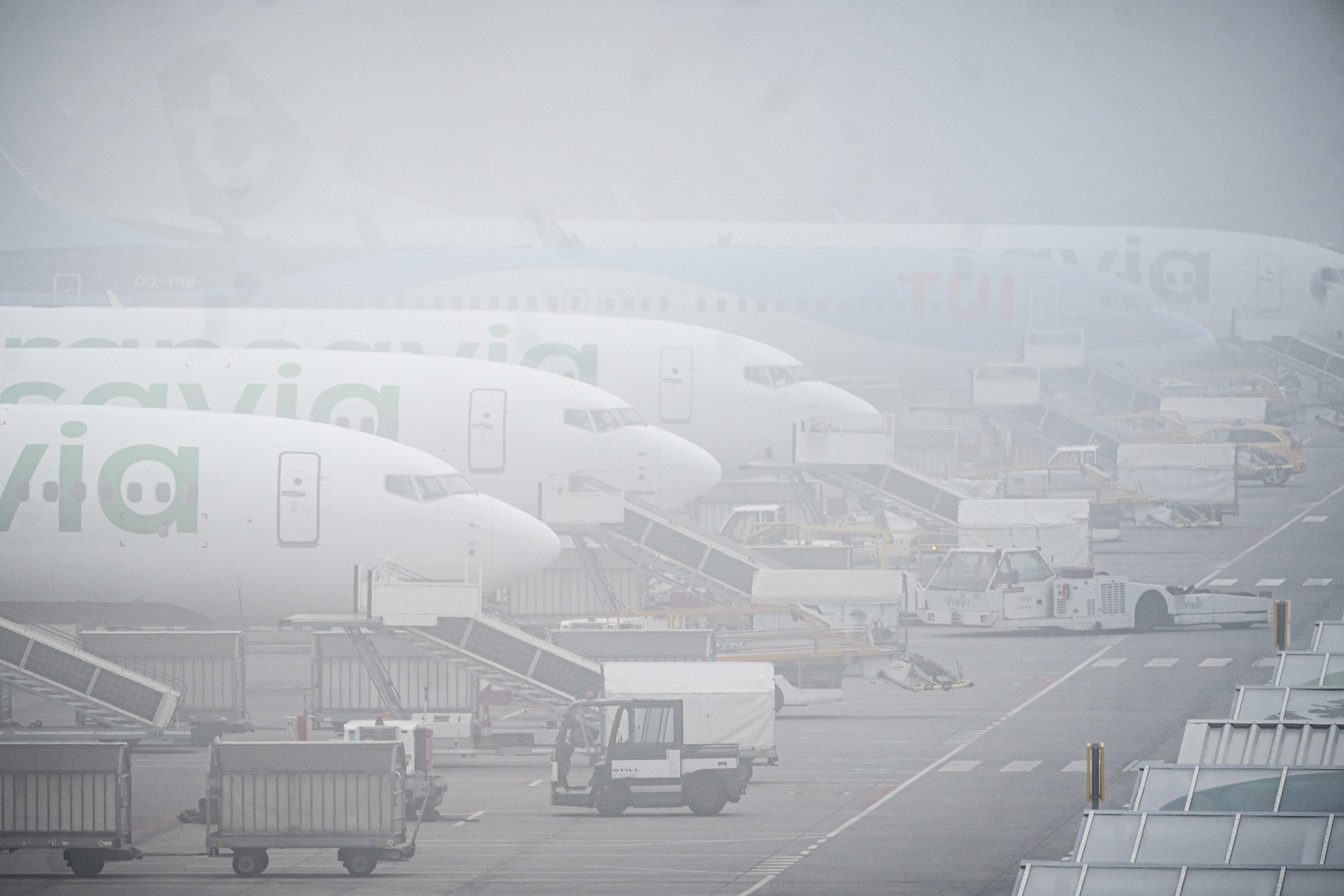 Annuleringen vanwege mist op Eindhoven Airport, vliegverkeer wel weer hervat